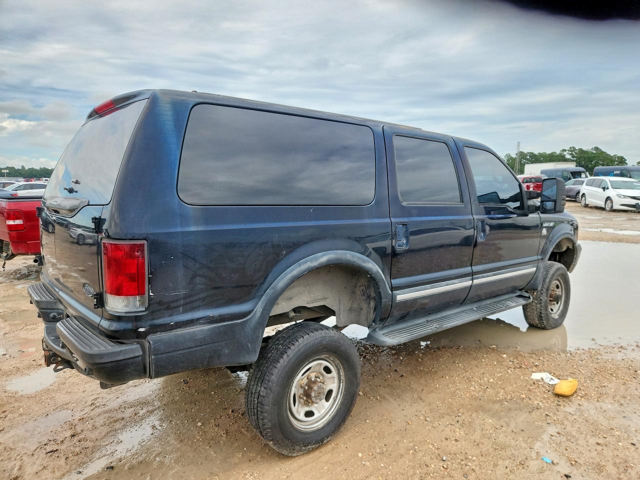 2002 Ford Excursion Limited Blue vin: 1FMSU43F82EB52503