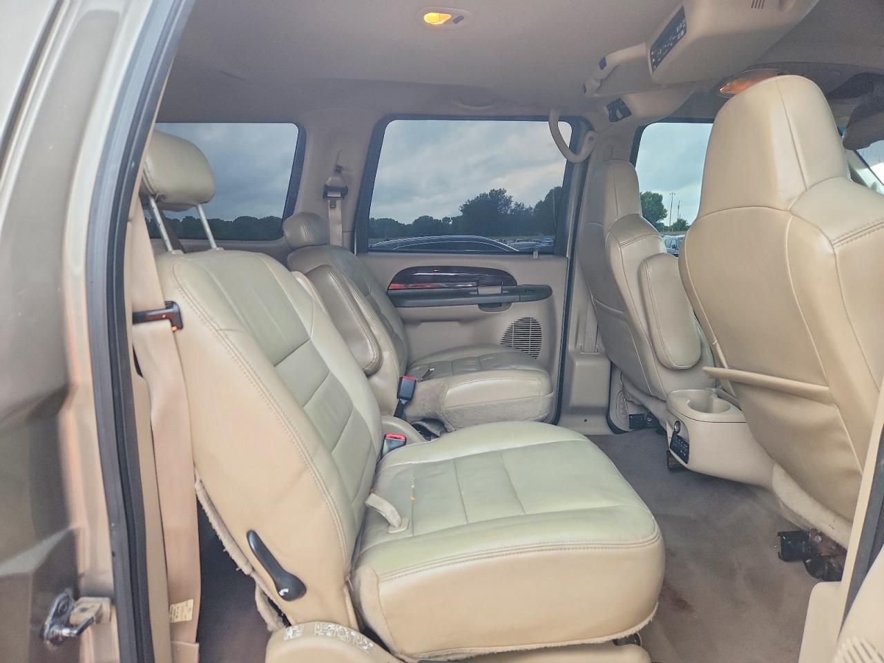 2004 Ford Excursion Limited Brown vin: 1FMSU43P64ED59144
