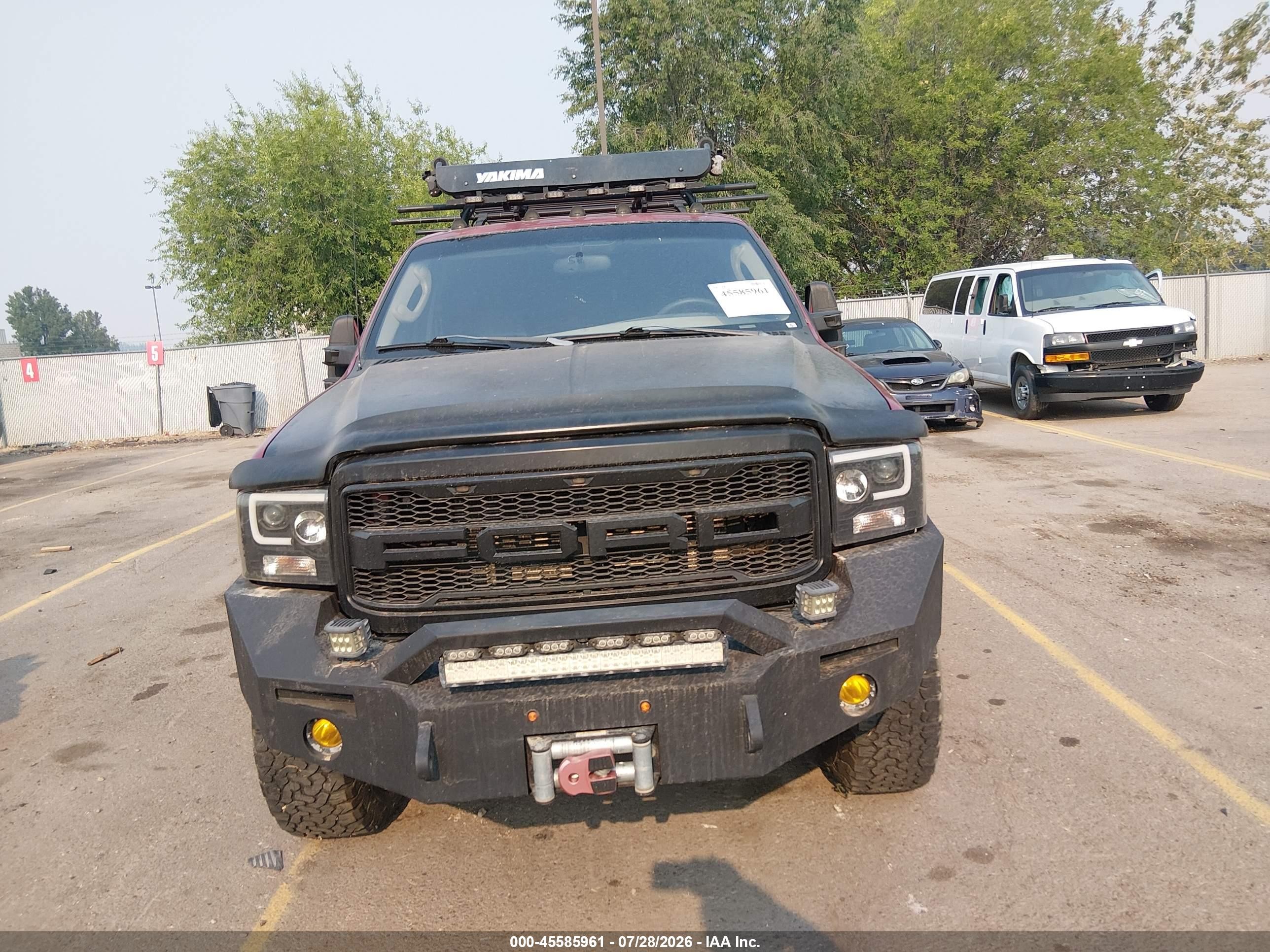 2005 Ford Excursion Eddie Bauer Красный vin: 1FMSU45P95ED40330