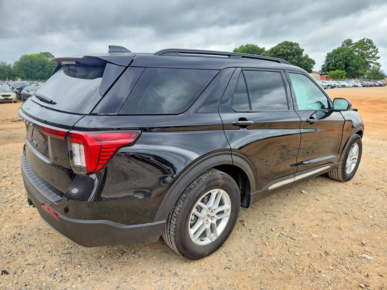 2025 Ford Explorer Active Black vin: 1FMUK7DH0SGC85129