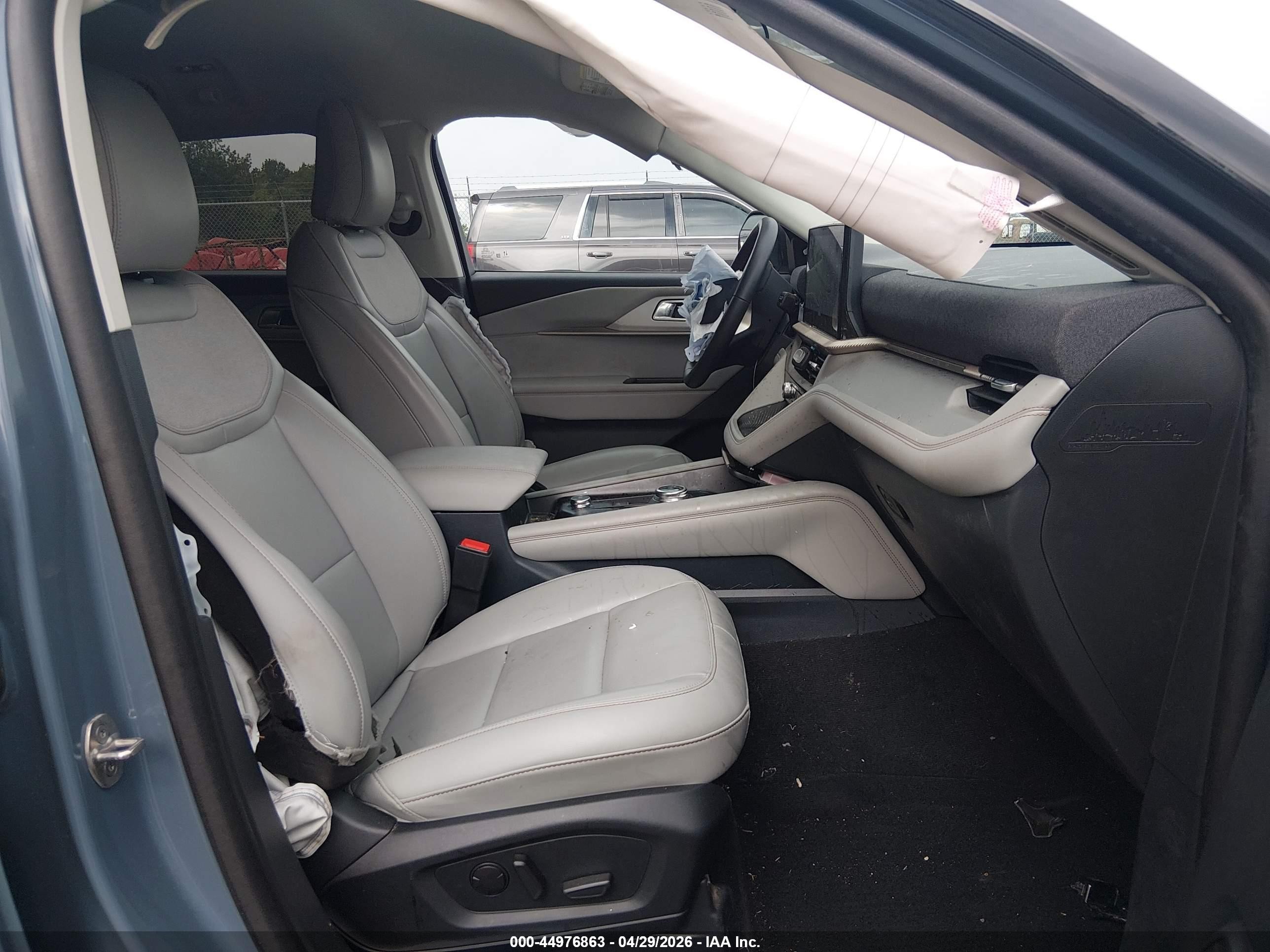 2025 Ford Explorer Active Blue vin: 1FMUK7DH1SGA47063