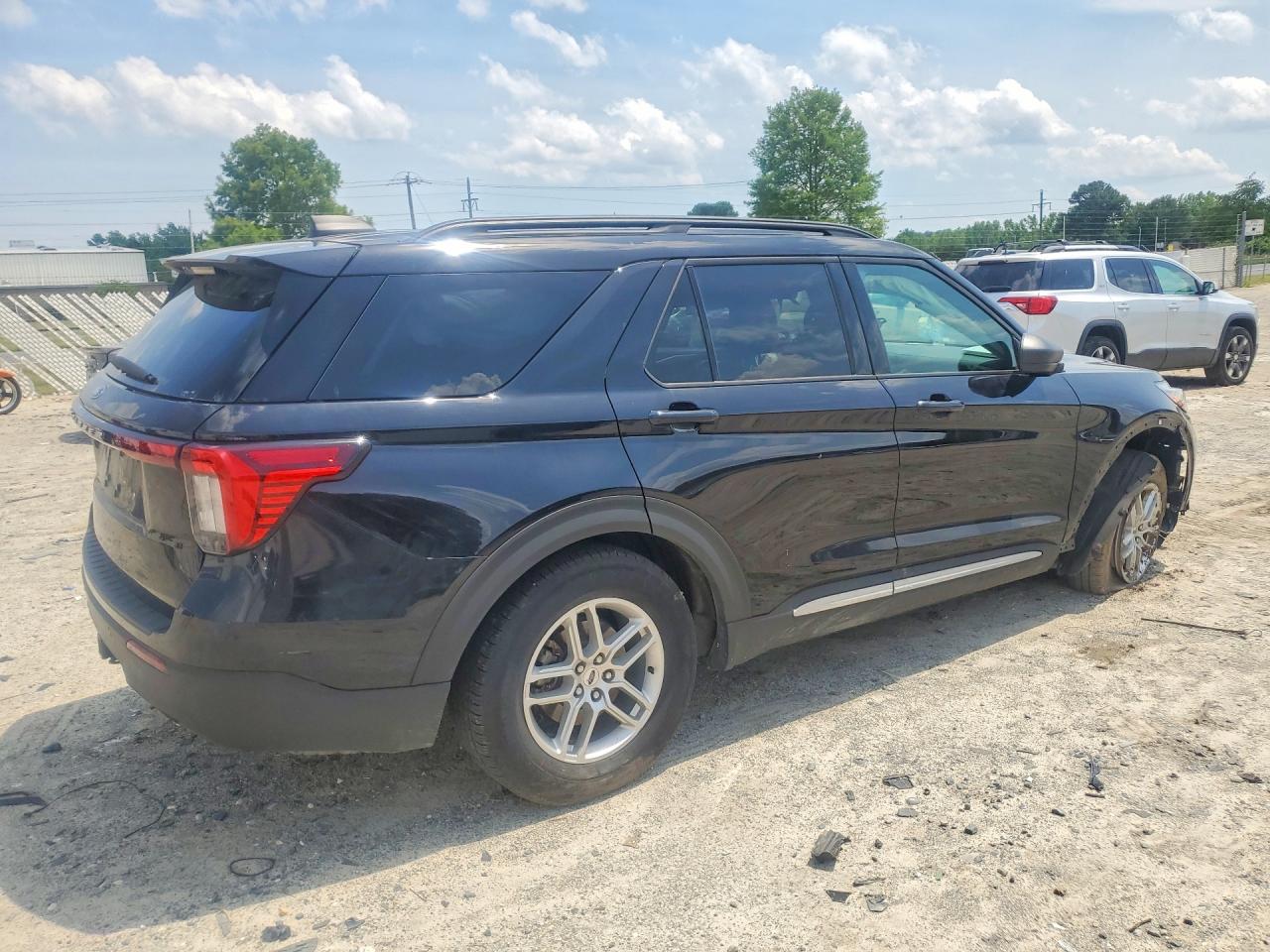 2025 Ford Explorer Active Black vin: 1FMUK7DH1SGC40510