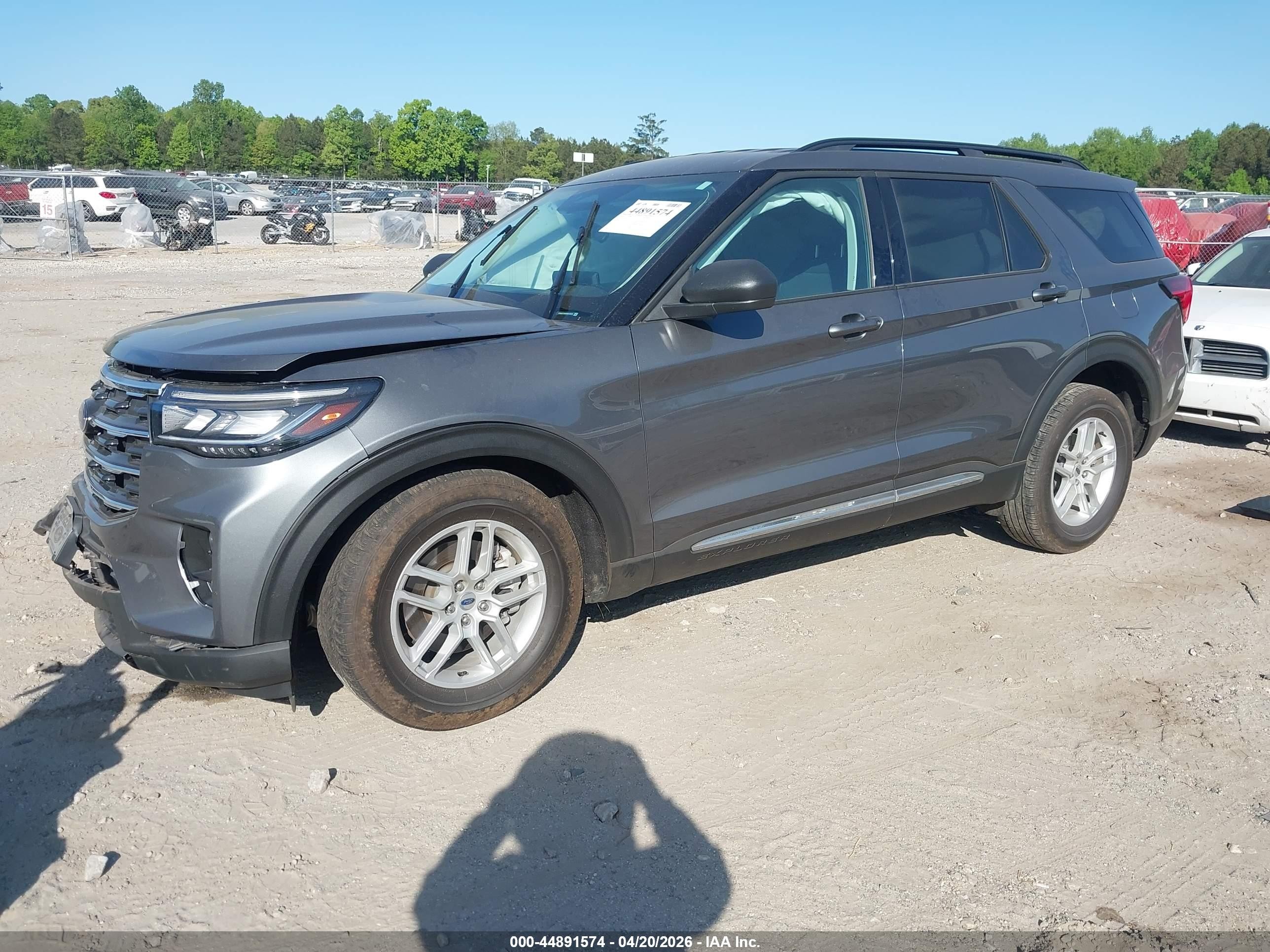 2025 Ford Explorer Active Серый vin: 1FMUK7DH2SGA19319