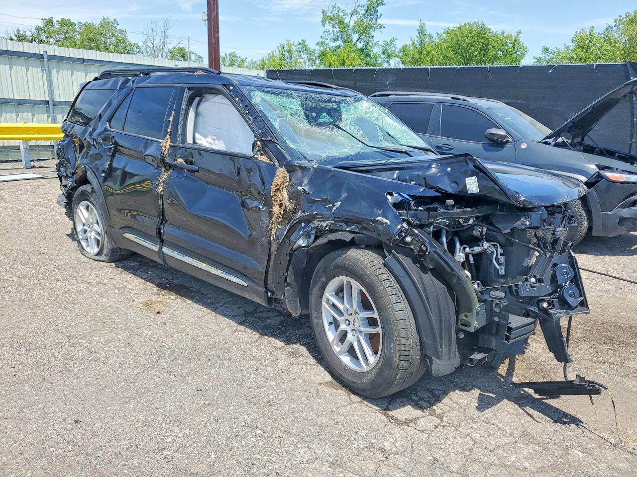 2025 Ford Explorer Active Black vin: 1FMUK7DH3SGA00181