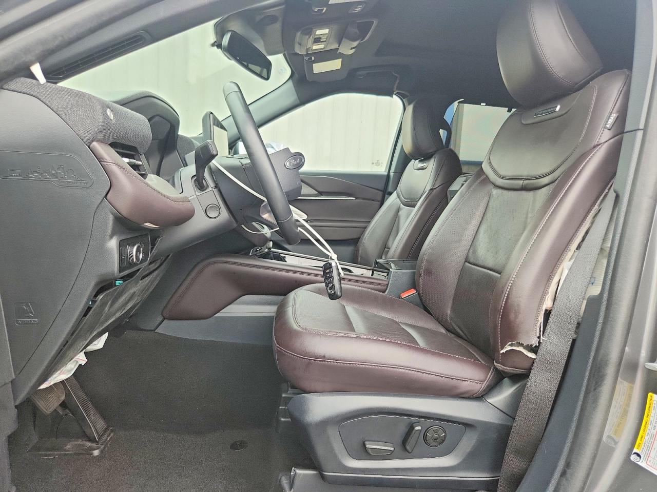 2025 Ford Explorer Platinum Gray vin: 1FMUK7HH8SGA26317