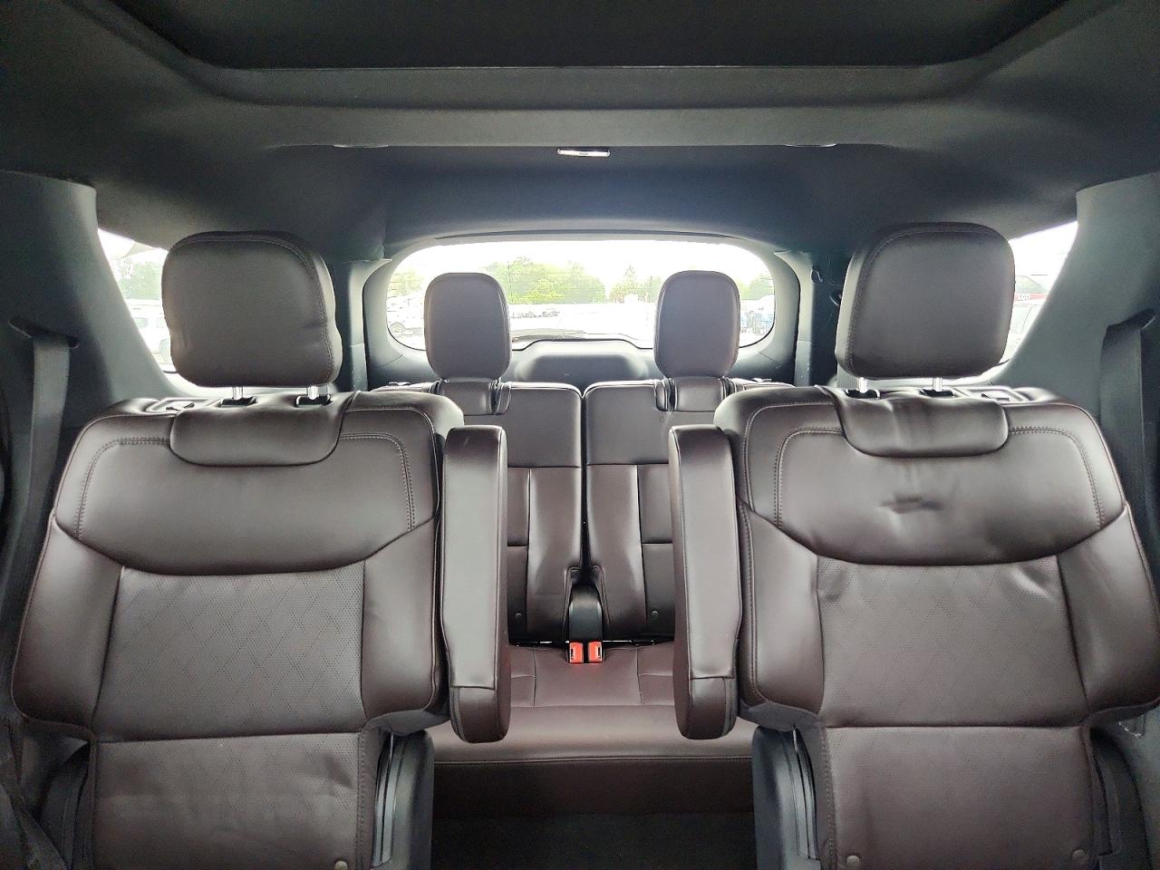 2025 Ford Explorer Platinum Gray vin: 1FMUK7HH8SGA26317