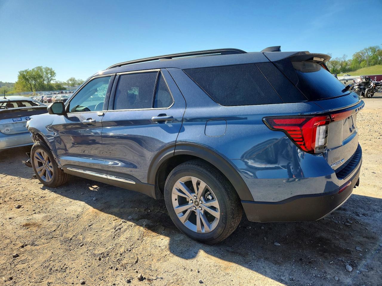 2025 Ford Explorer Active Blue vin: 1FMUK8DH1SGC91947