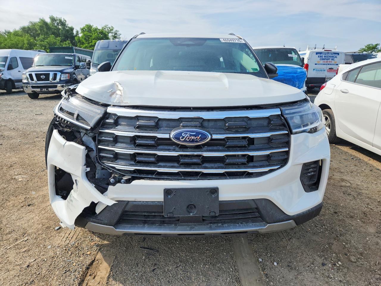 2026 Ford Explorer Active Белый vin: 1FMUK8DH7TGA66529