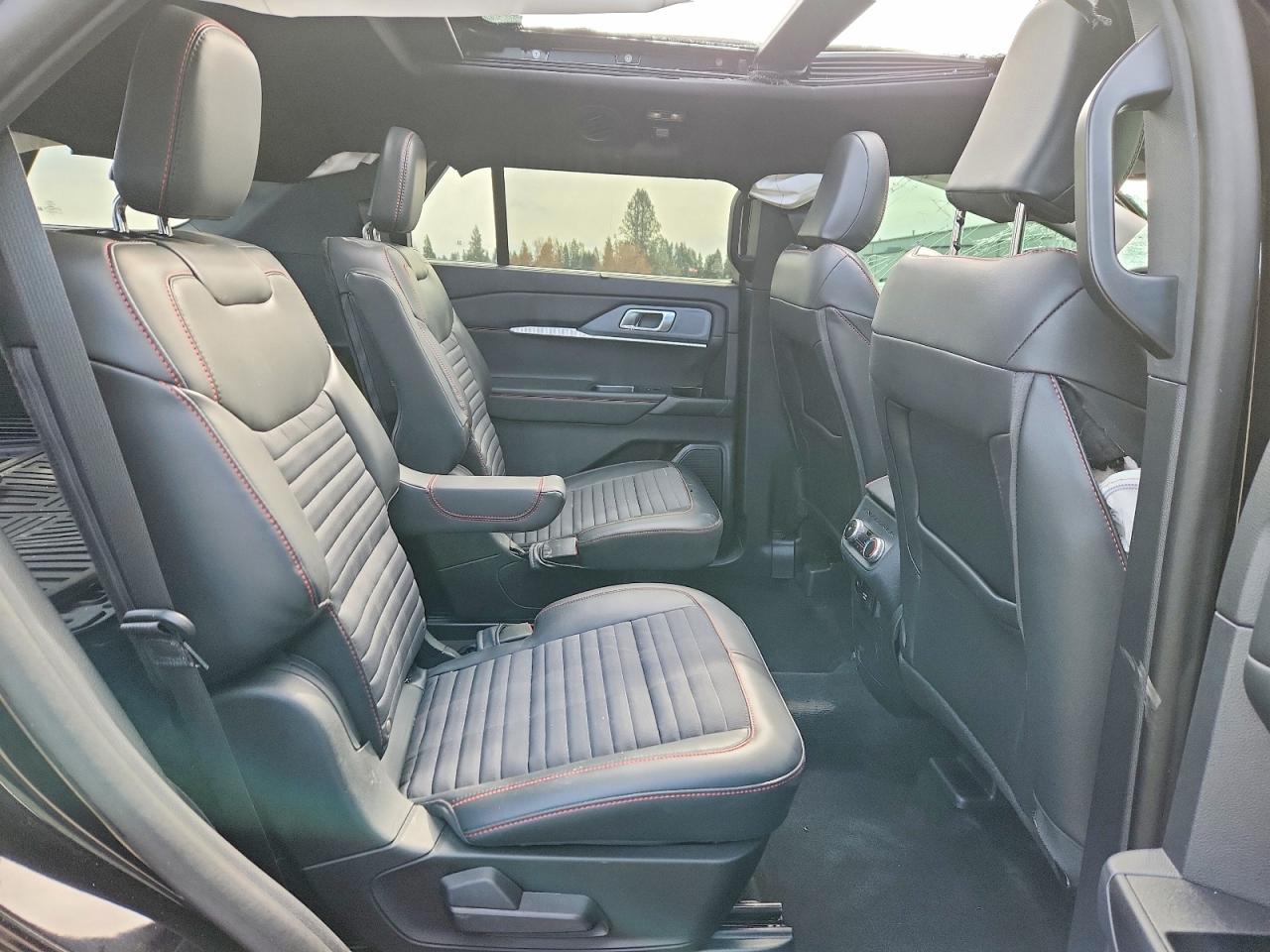 2025 Ford Explorer St-line Черный vin: 1FMUK8KH1SGA97731