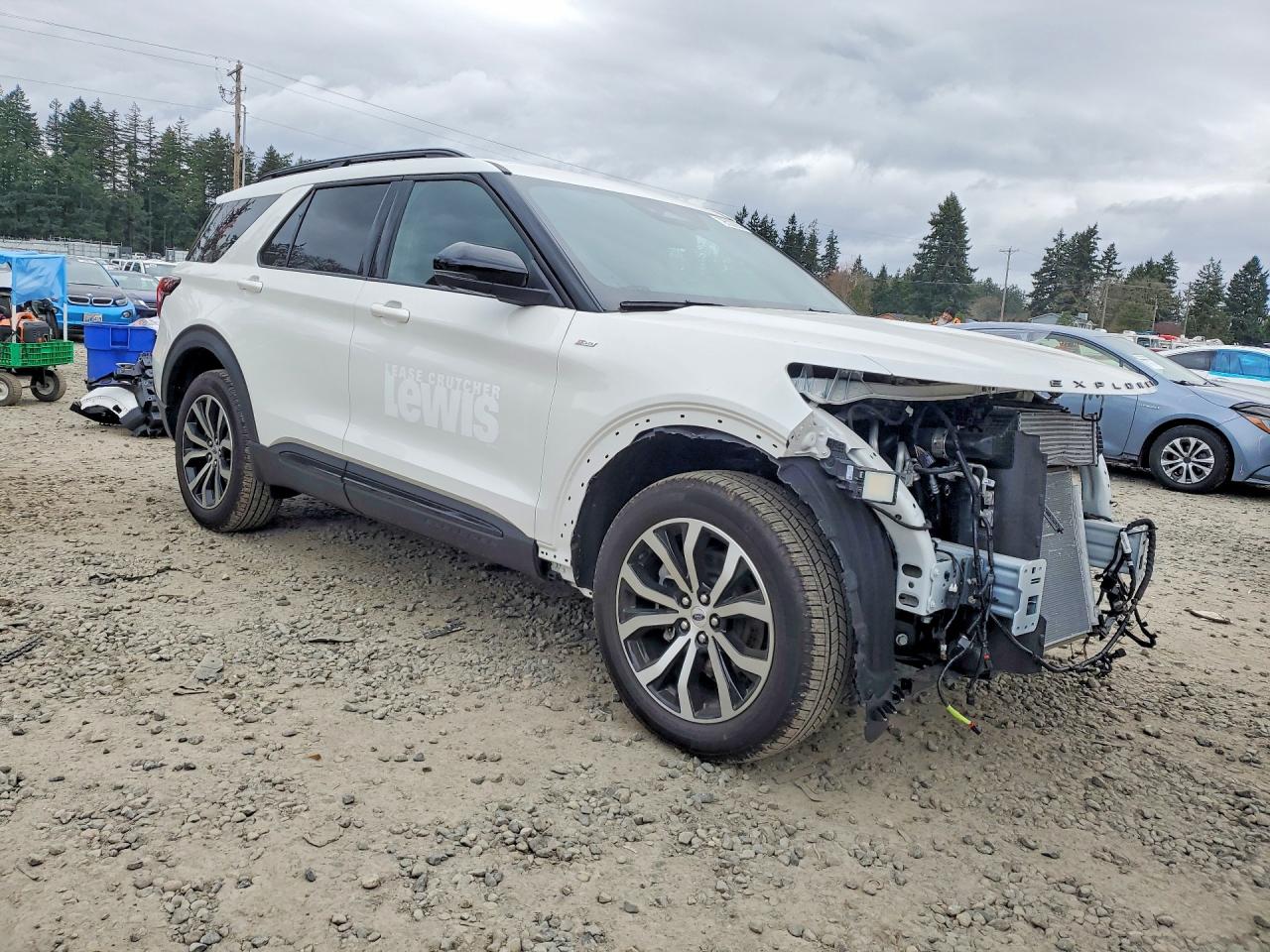 2025 Ford Explorer St-line White vin: 1FMUK8KH5SGC53740