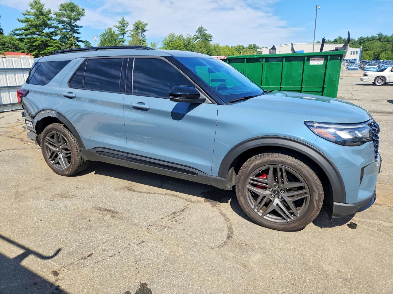2026 Ford Explorer St Gray vin: 1FMWK8GC7TGA63672