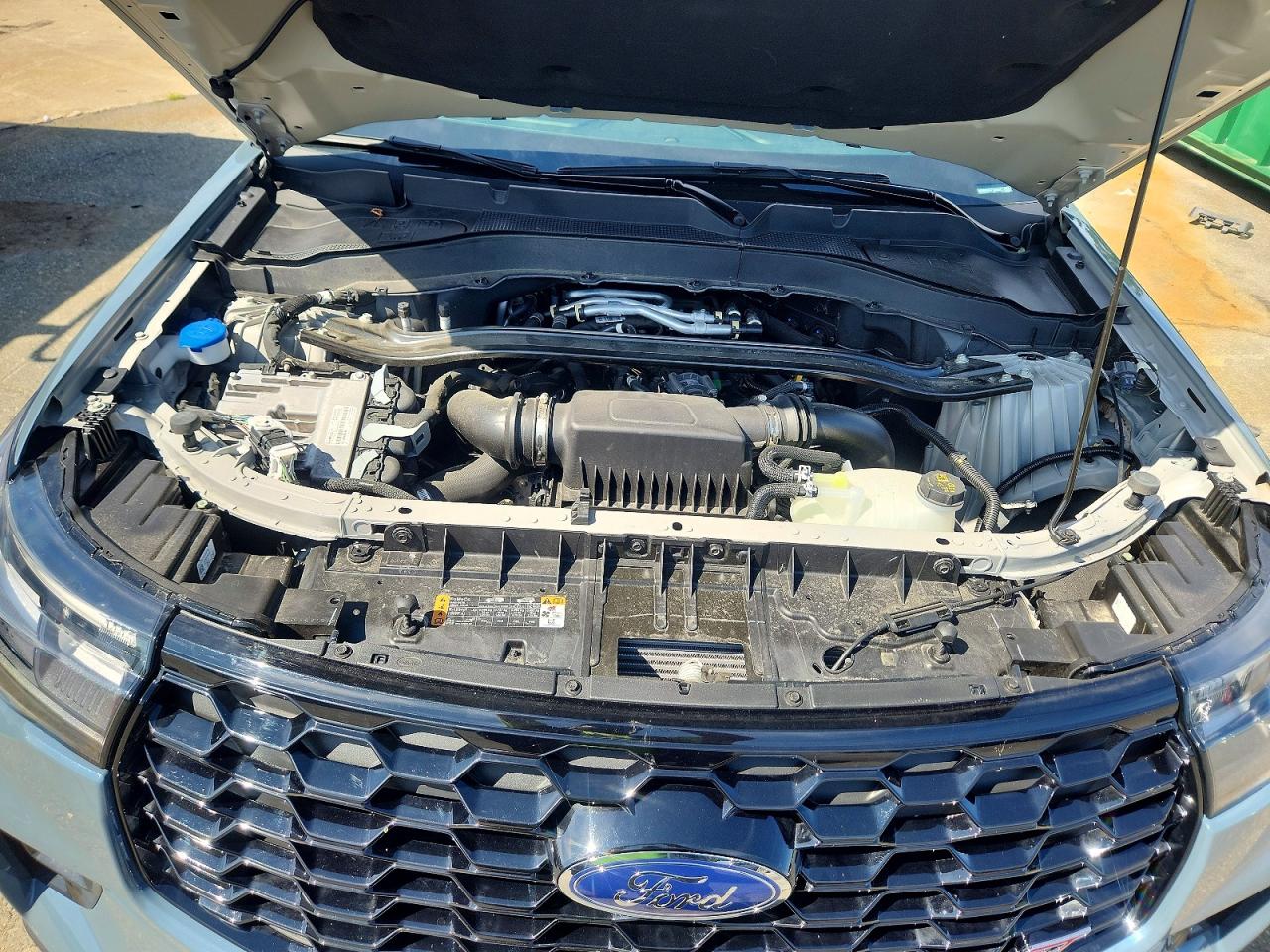 2026 Ford Explorer St Gray vin: 1FMWK8GC7TGA63672