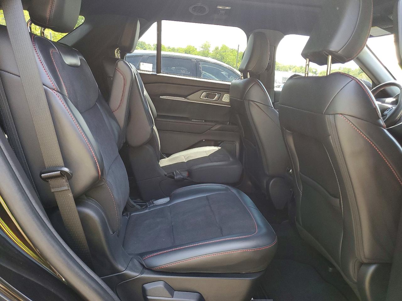 2025 Ford Explorer St Black vin: 1FMWK8GC8SGC18406