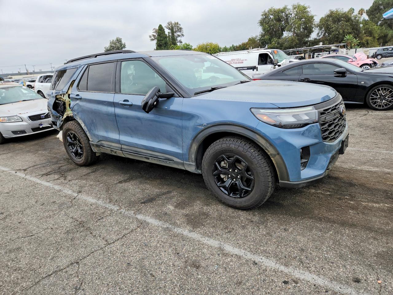 2026 Ford Explorer Tremor Gray vin: 1FMWK8JC5TGA78003