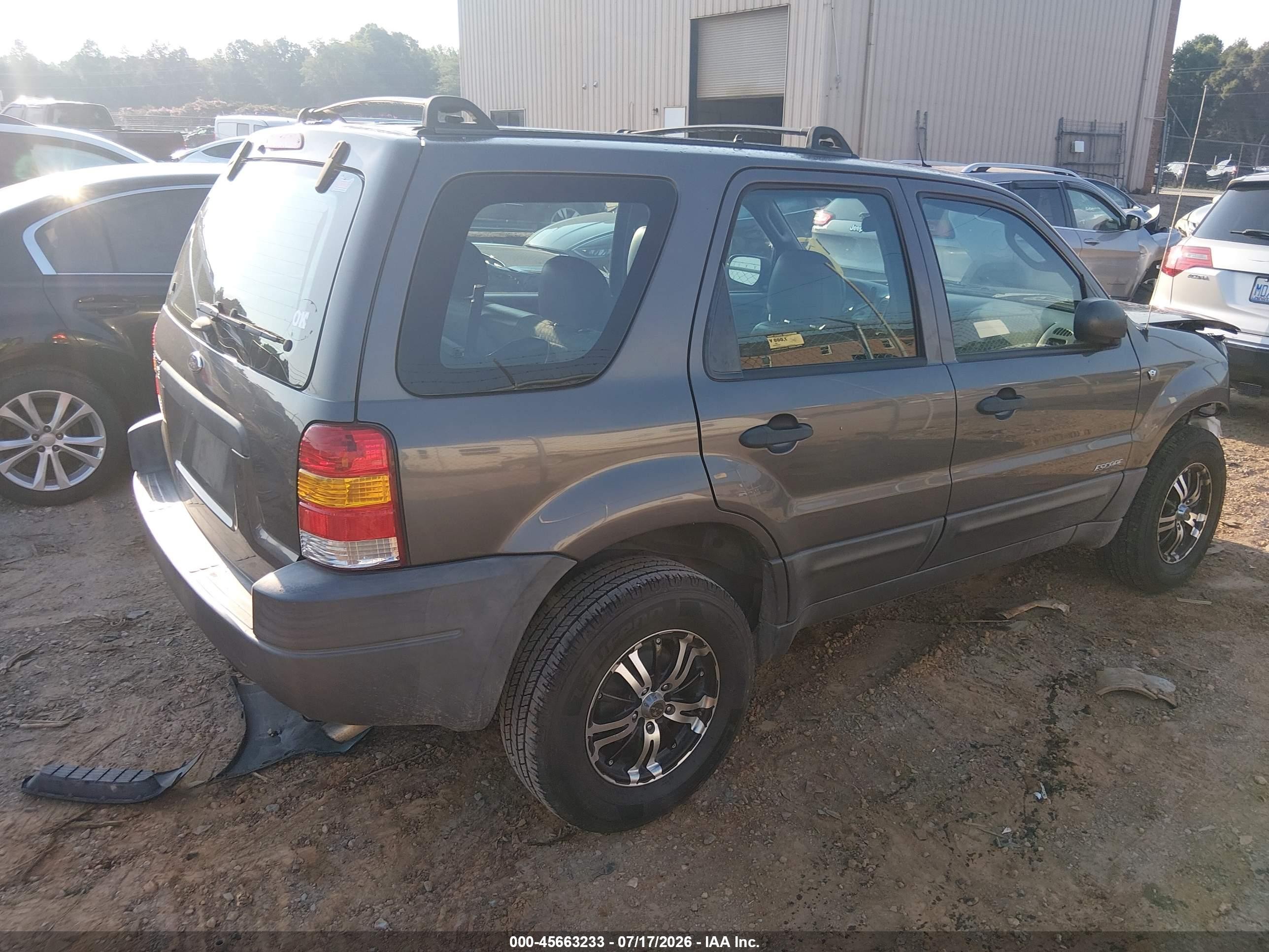 2002 Ford Escape Xls Gray vin: 1FMYU01102KC15248