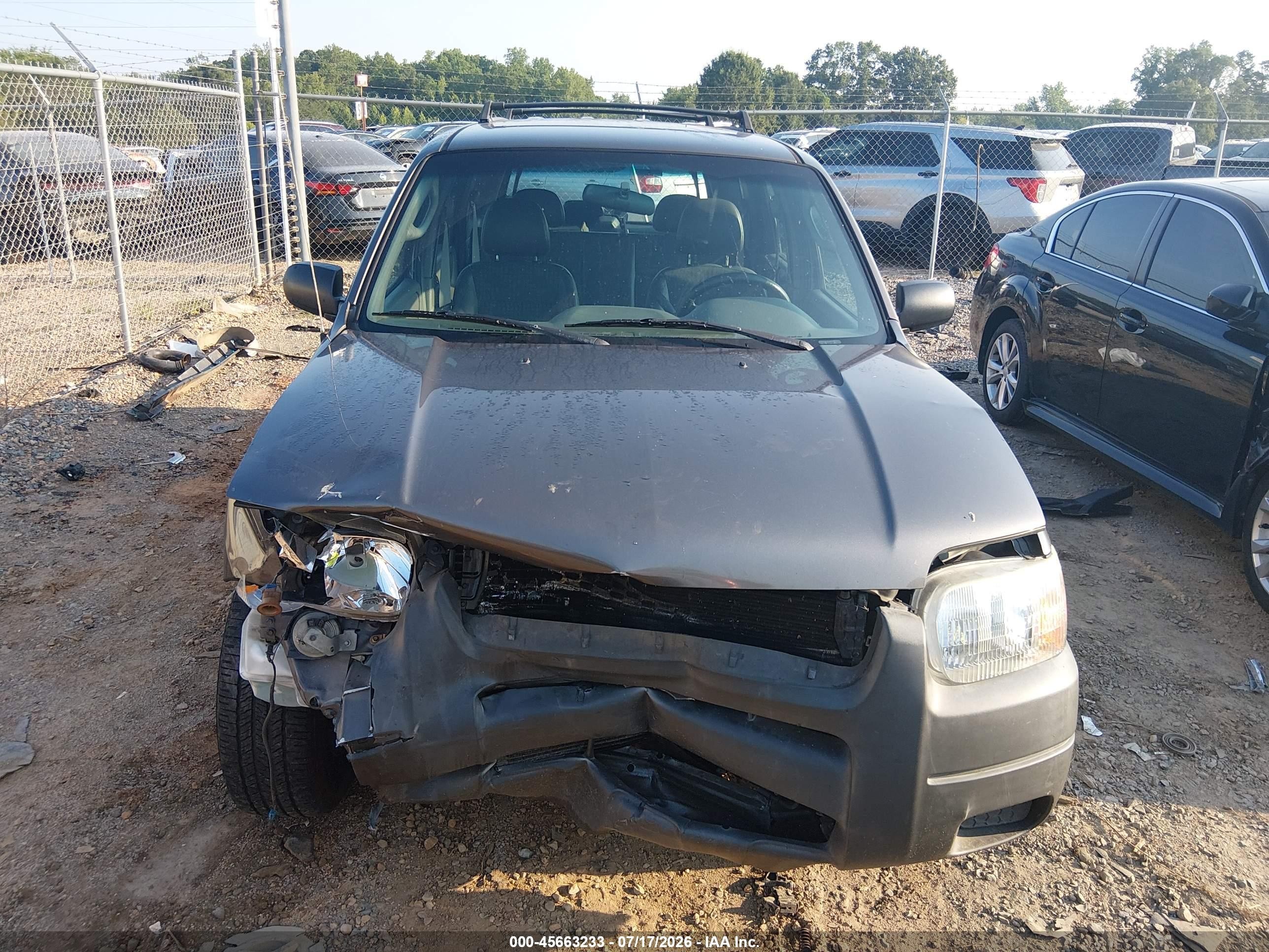 2002 Ford Escape Xls Gray vin: 1FMYU01102KC15248