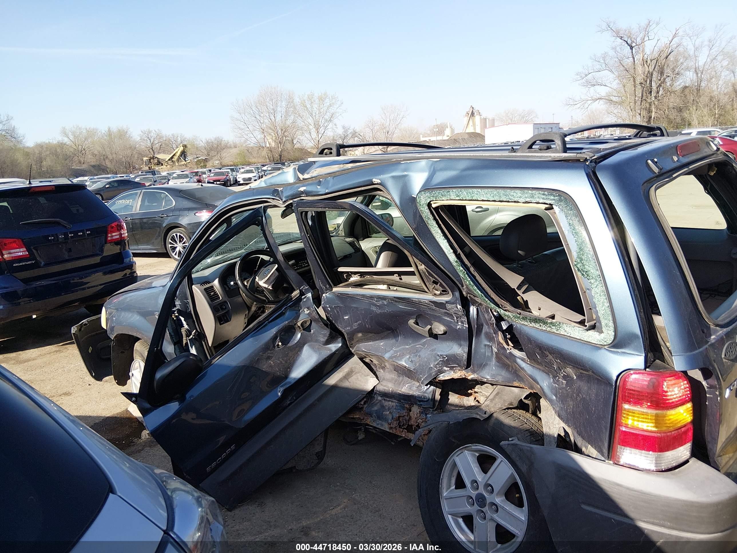 2001 Ford Escape Xls Blue vin: 1FMYU01111KA48512