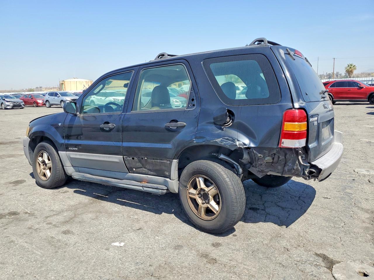 2002 Ford Escape Xls Черный vin: 1FMYU01142KA07454