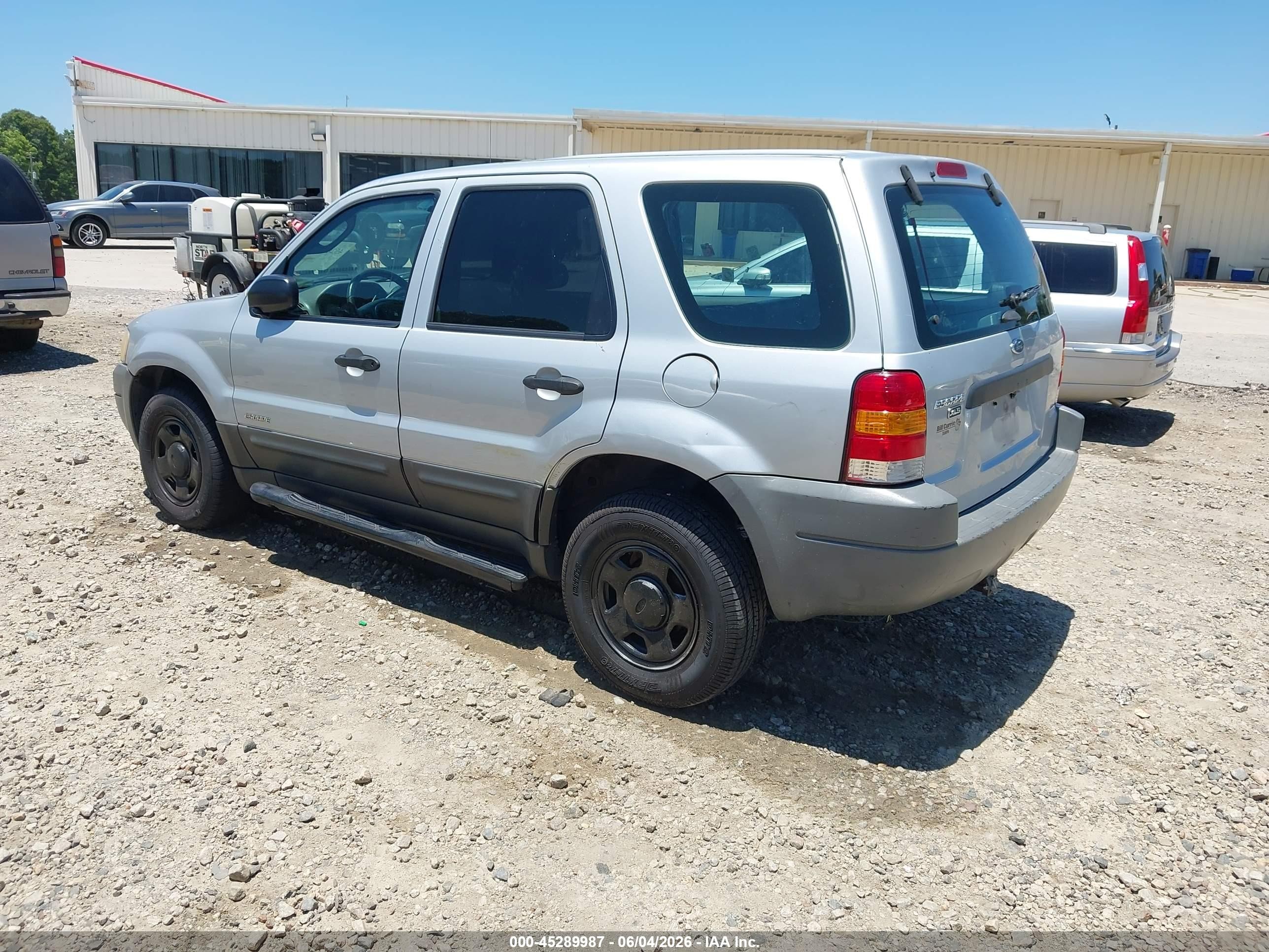 2002 Ford Escape Xls Silver vin: 1FMYU01152KA70448