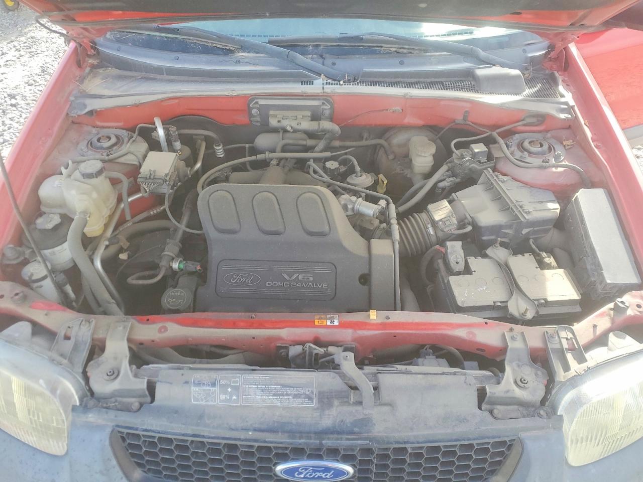 2002 Ford Escape Red vin: 1FMYU01162KD84030
