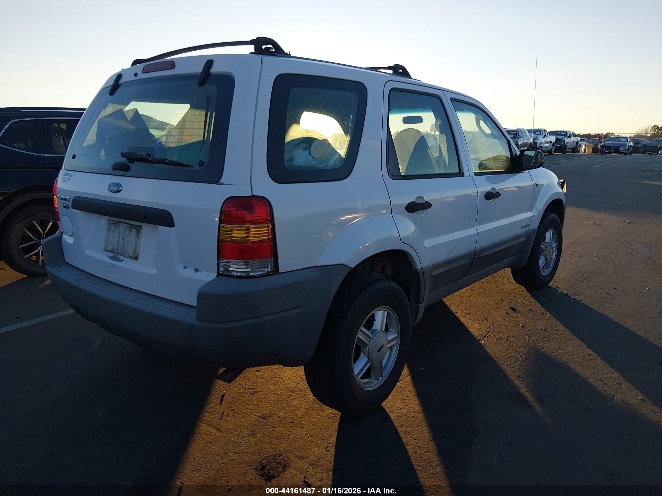 2001 Ford Escape Xls Белый vin: 1FMYU01191KD91794