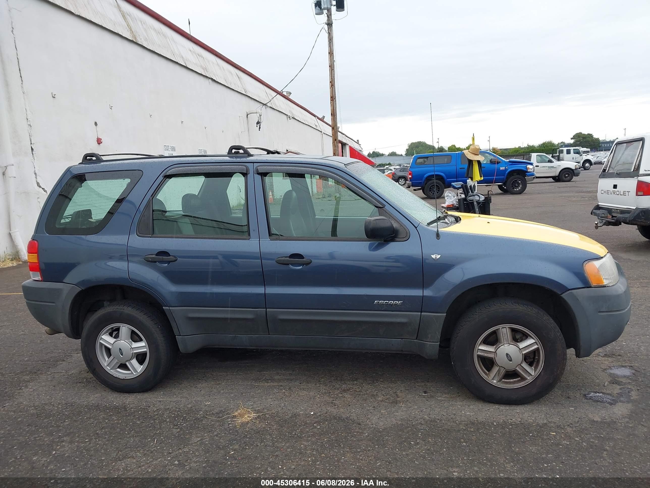 2001 Ford Escape Xls Blue vin: 1FMYU011X1KB51671