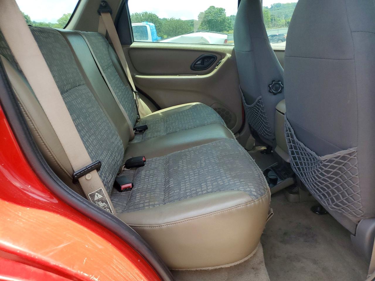 2002 Ford Escape Xls Red vin: 1FMYU011X2KB70173