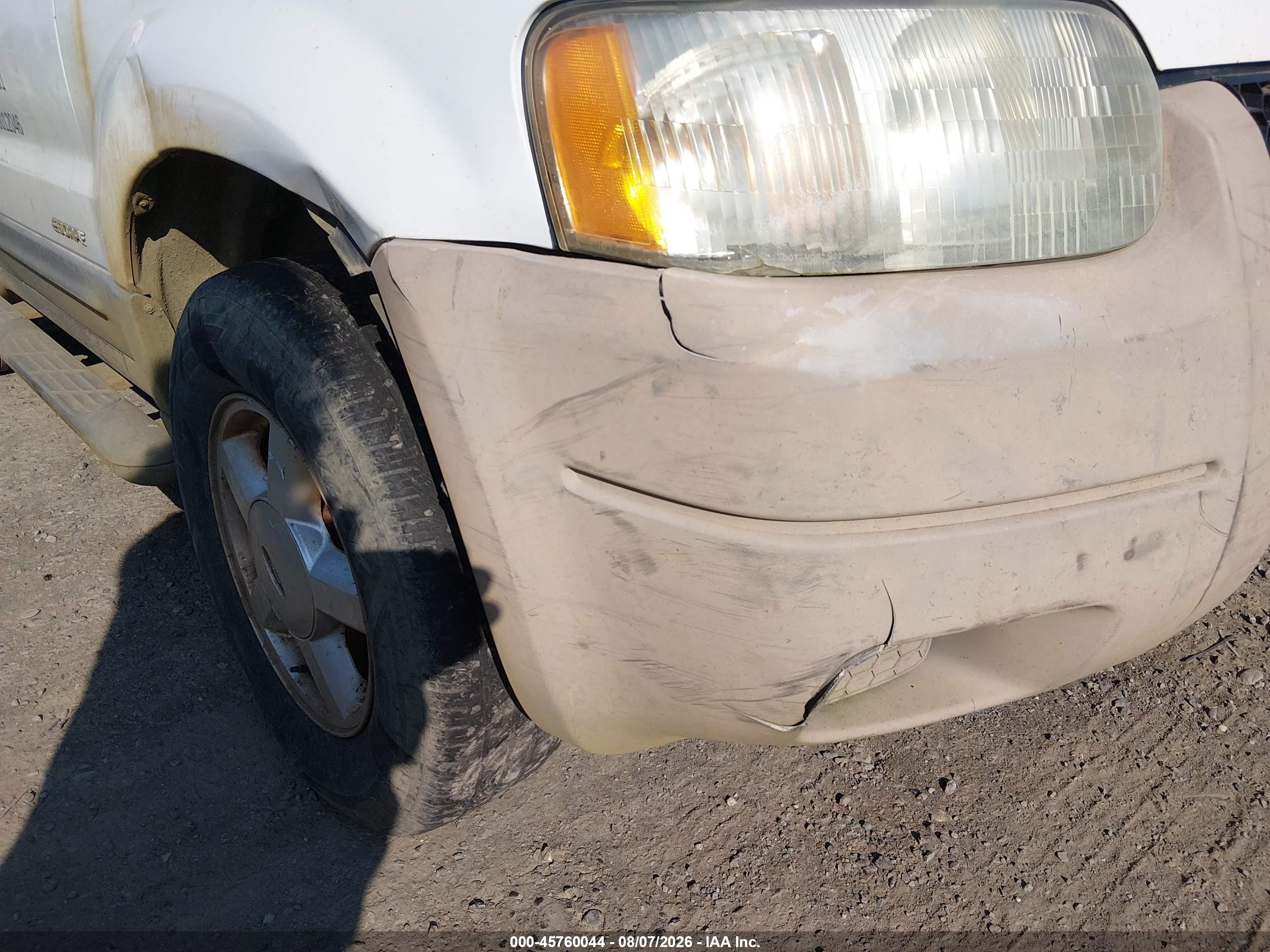 2002 Ford Escape Xls White vin: 1FMYU01B12KA70150