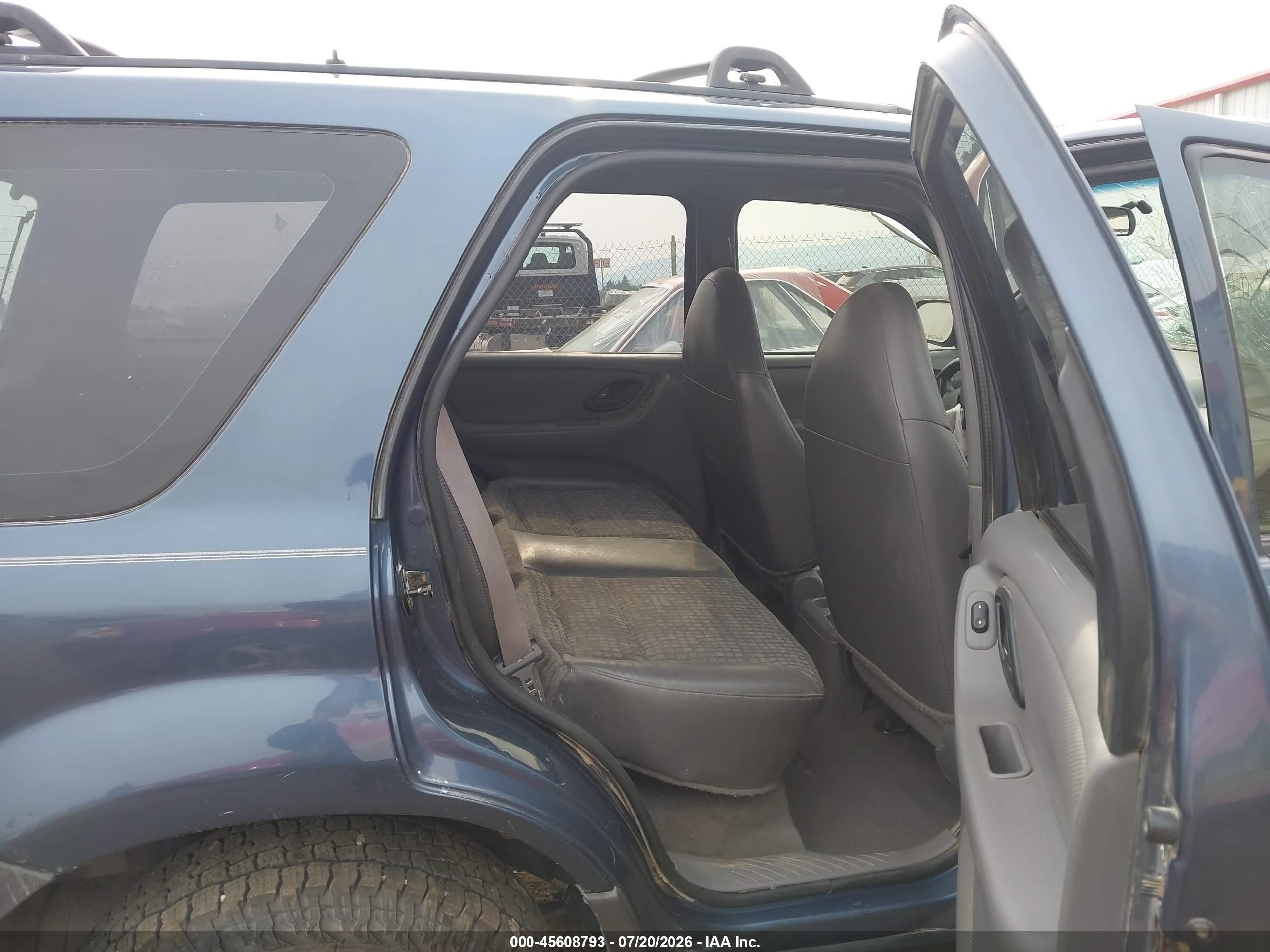 2001 Ford Escape Xls Light Blue vin: 1FMYU02131KA58151