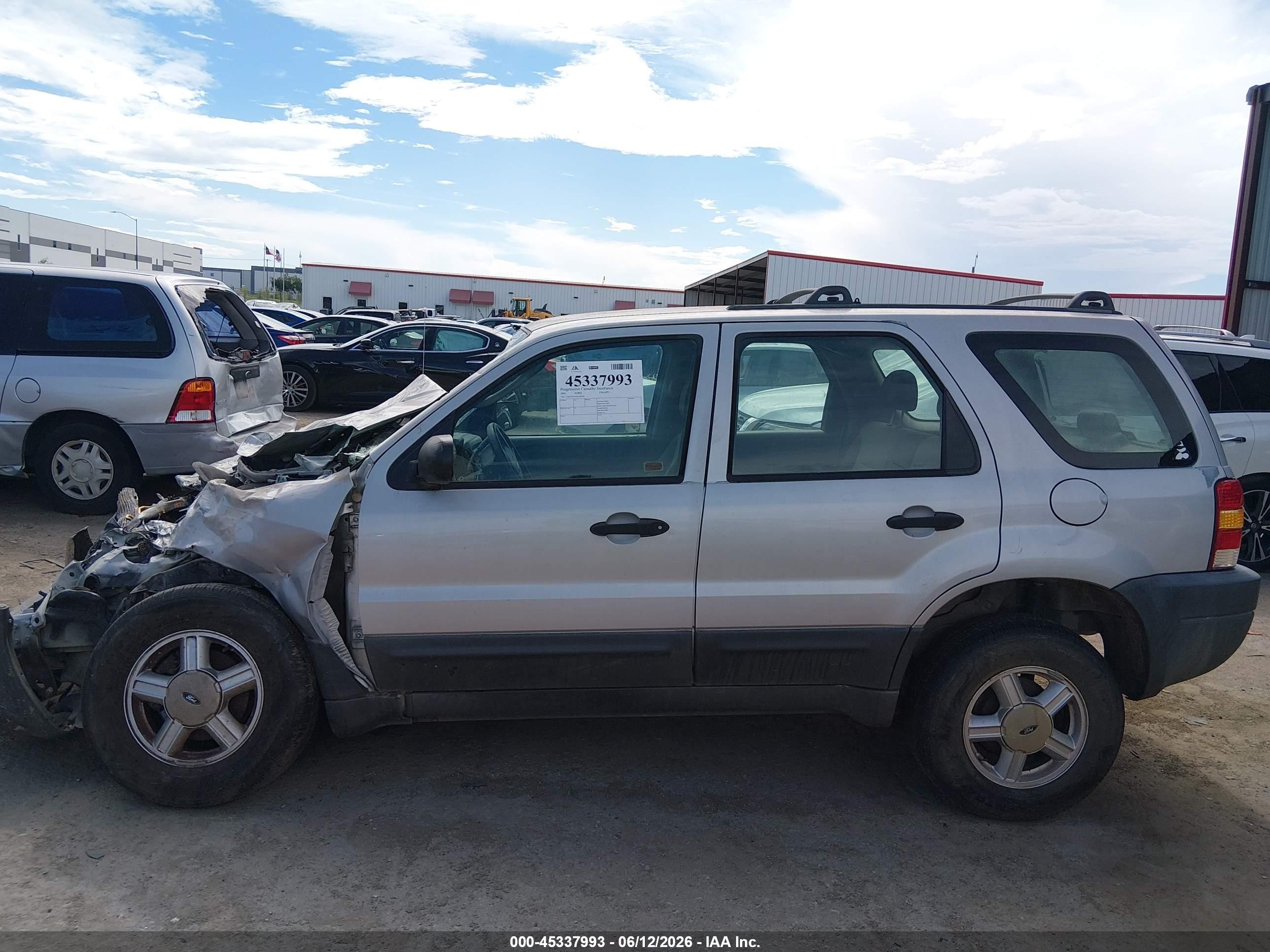 2003 Ford Escape Xls Silver vin: 1FMYU02143KA40745