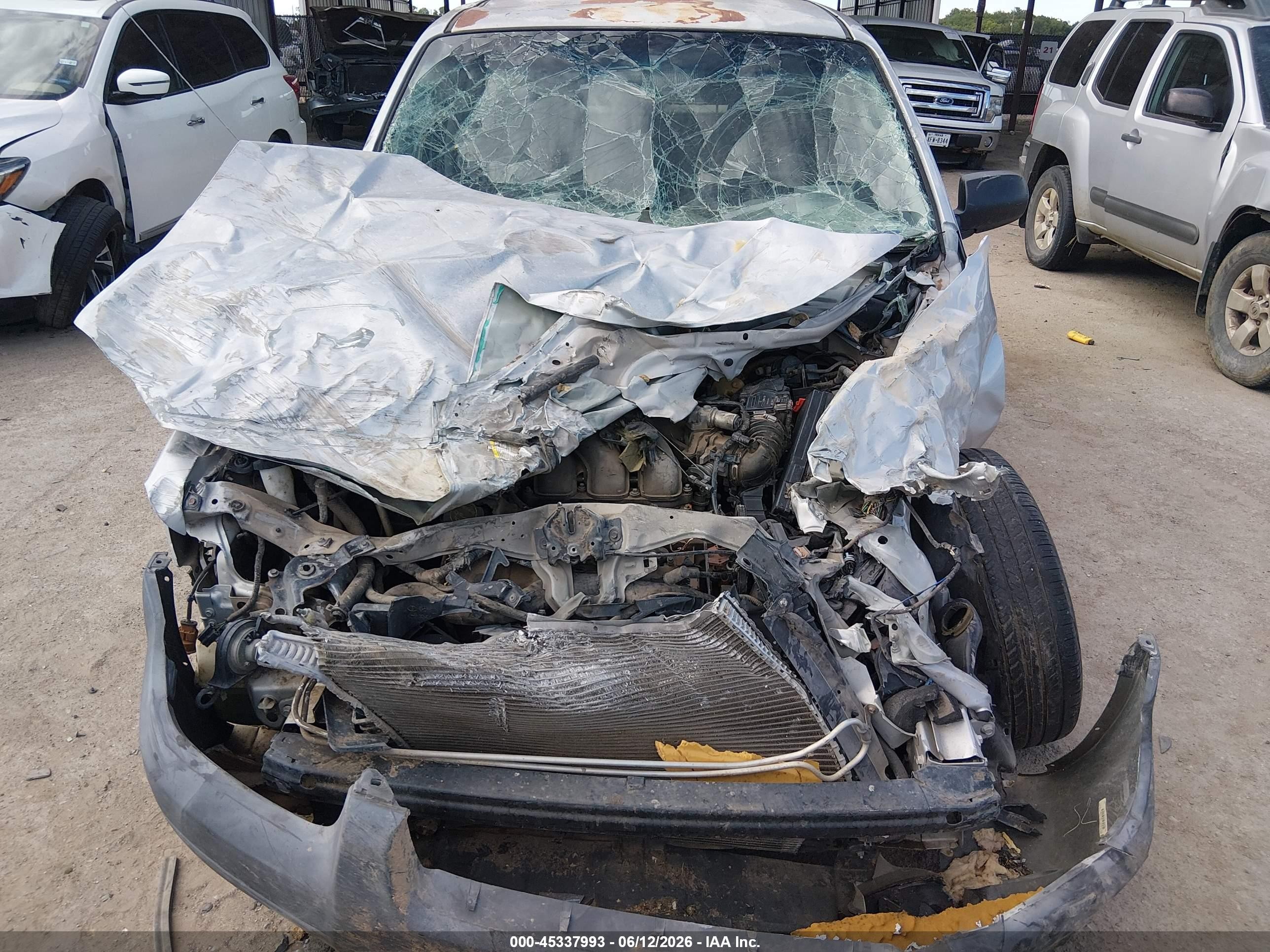 2003 Ford Escape Xls Silver vin: 1FMYU02143KA40745