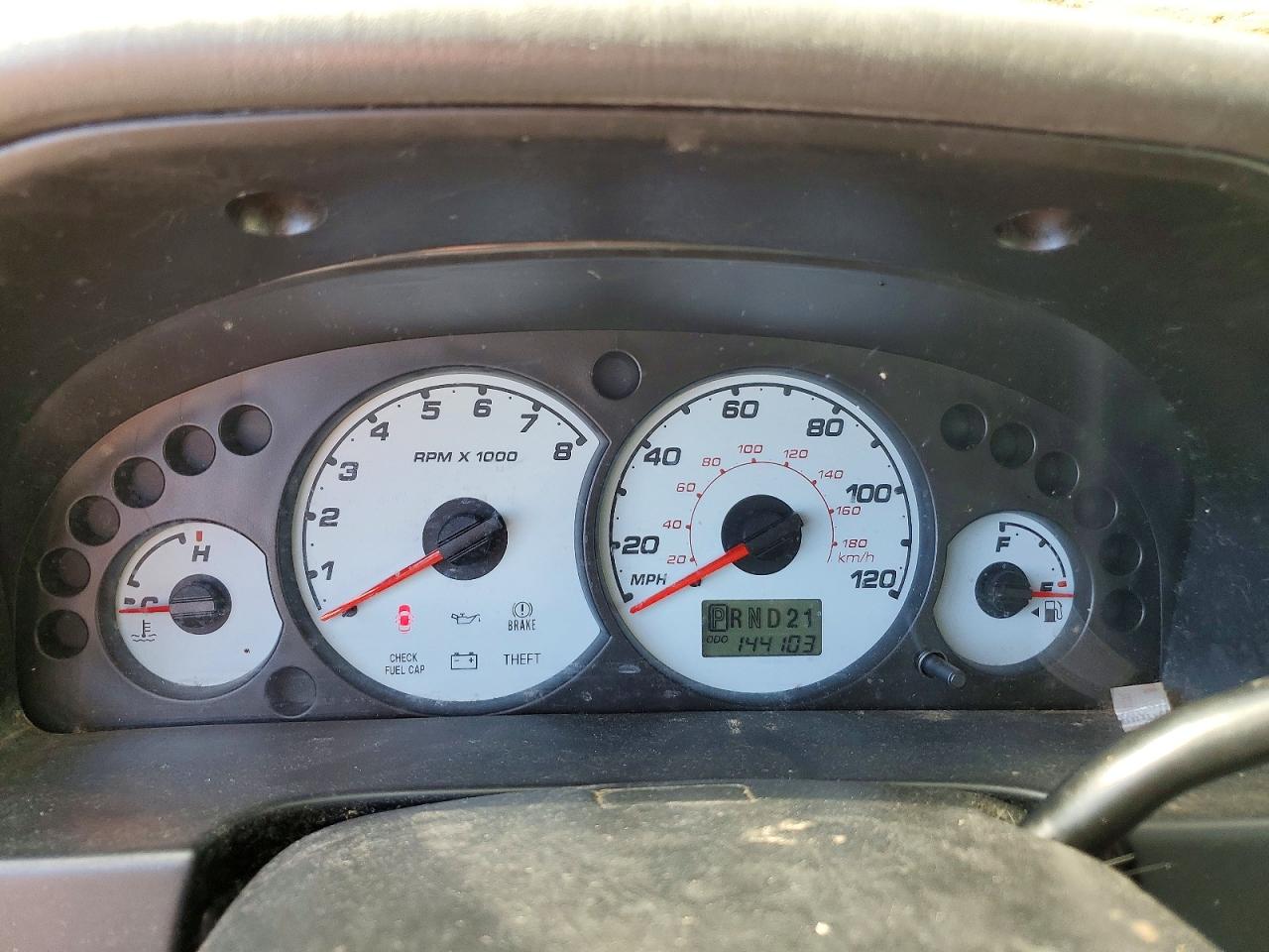 2003 Ford Escape Серый vin: 1FMYU02143KD77352