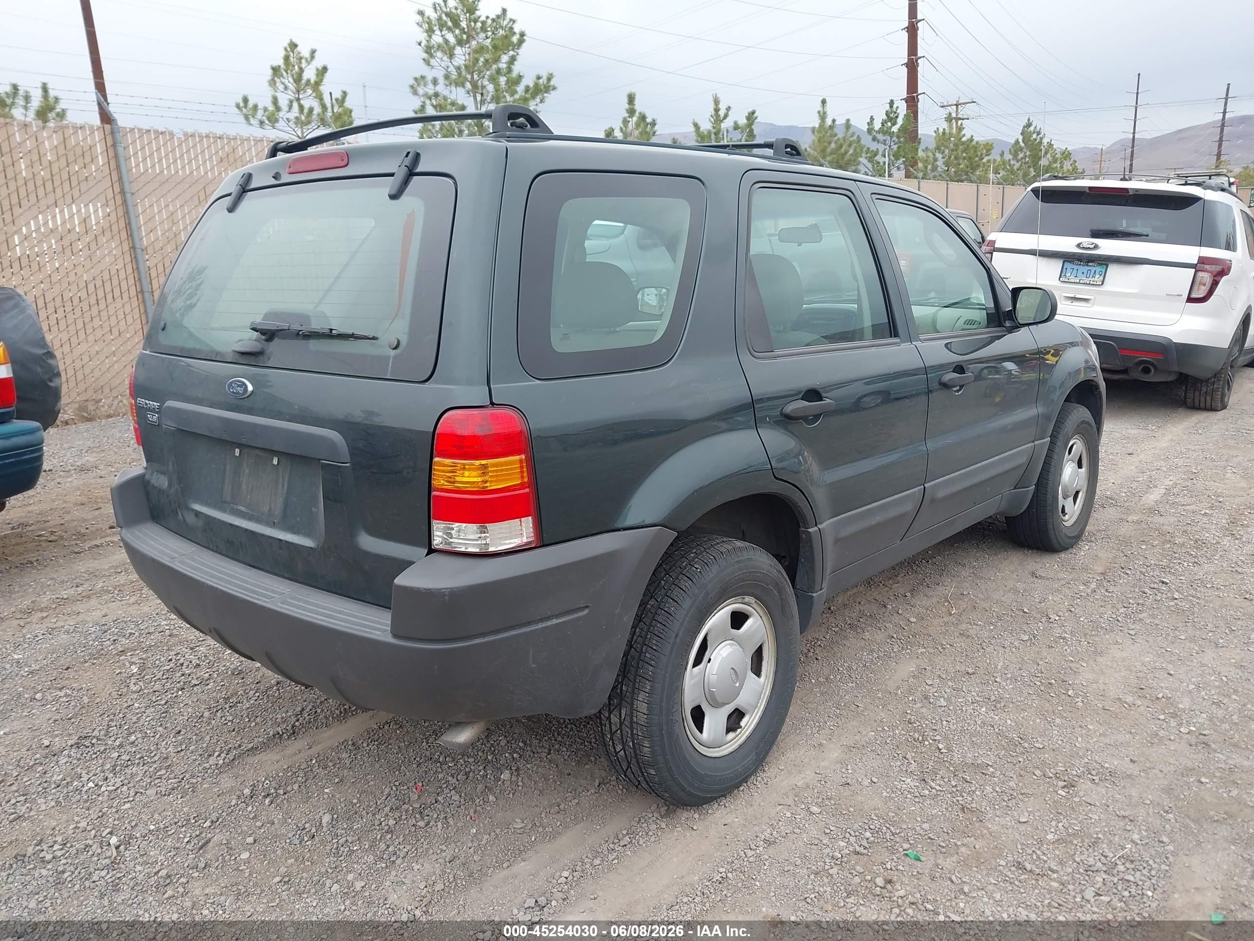 2003 Ford Escape Xls Green vin: 1FMYU02153KA40222