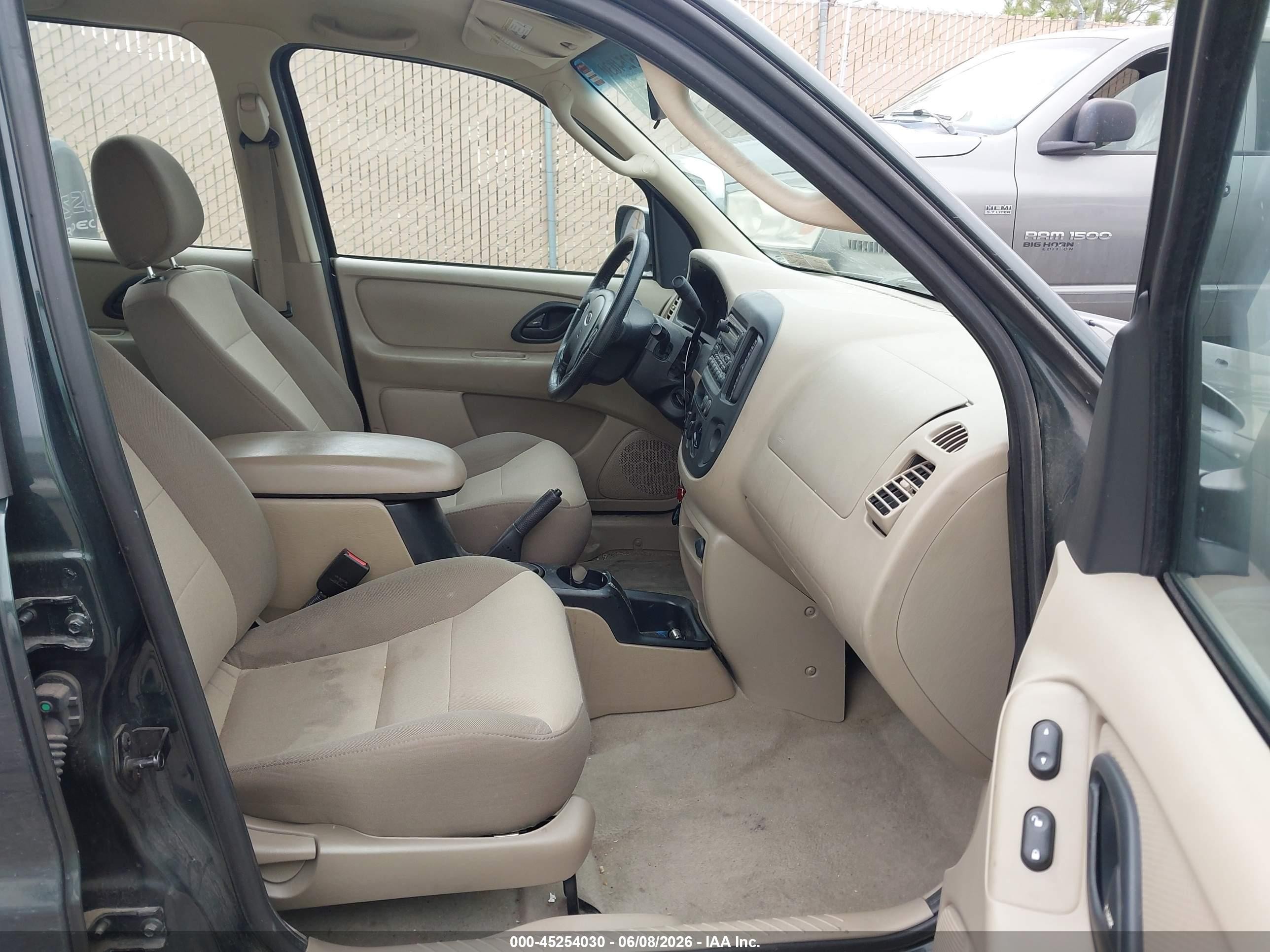 2003 Ford Escape Xls Green vin: 1FMYU02153KA40222