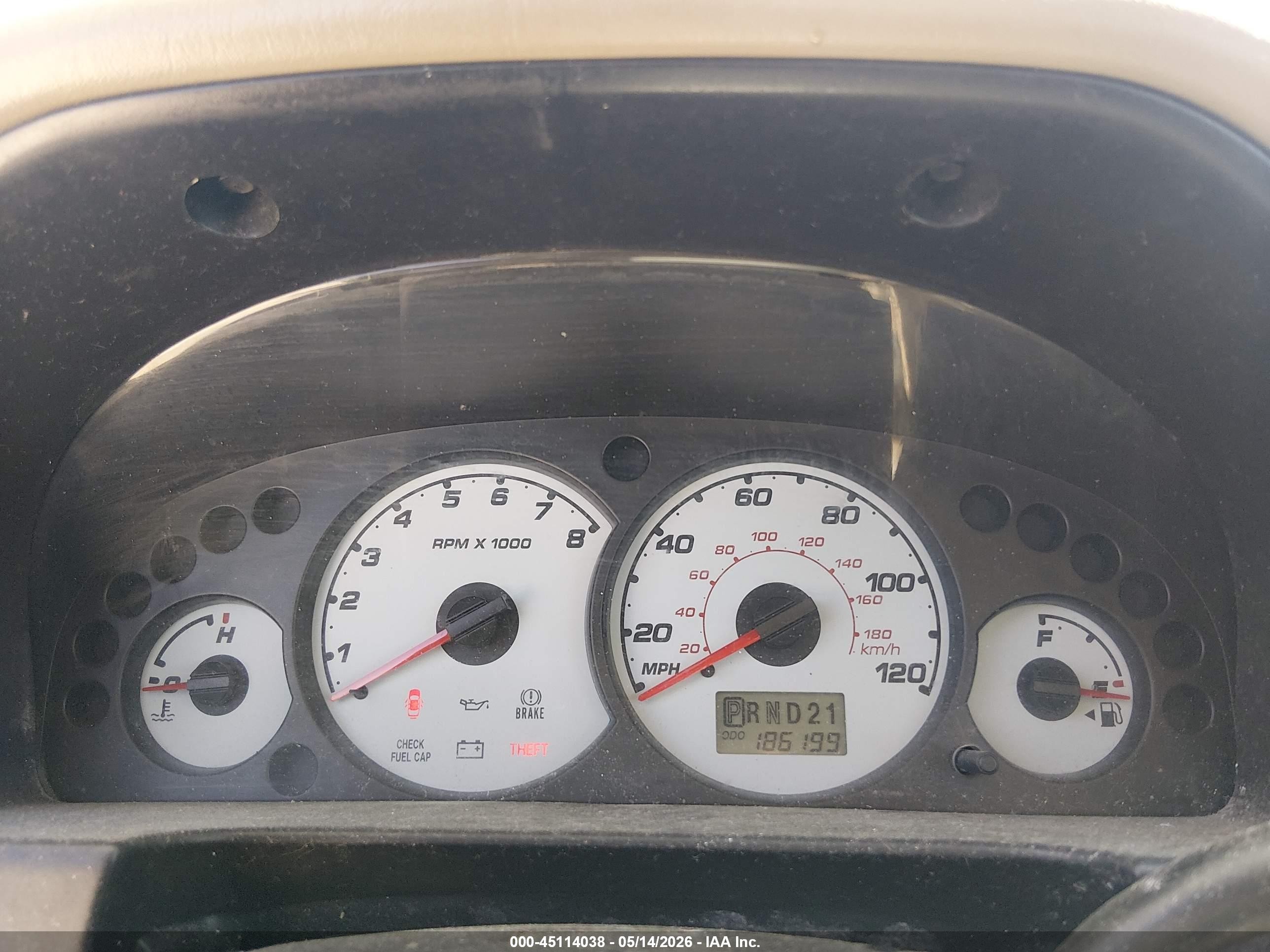 2004 Ford Escape Xls Gray vin: 1FMYU02154KB22615