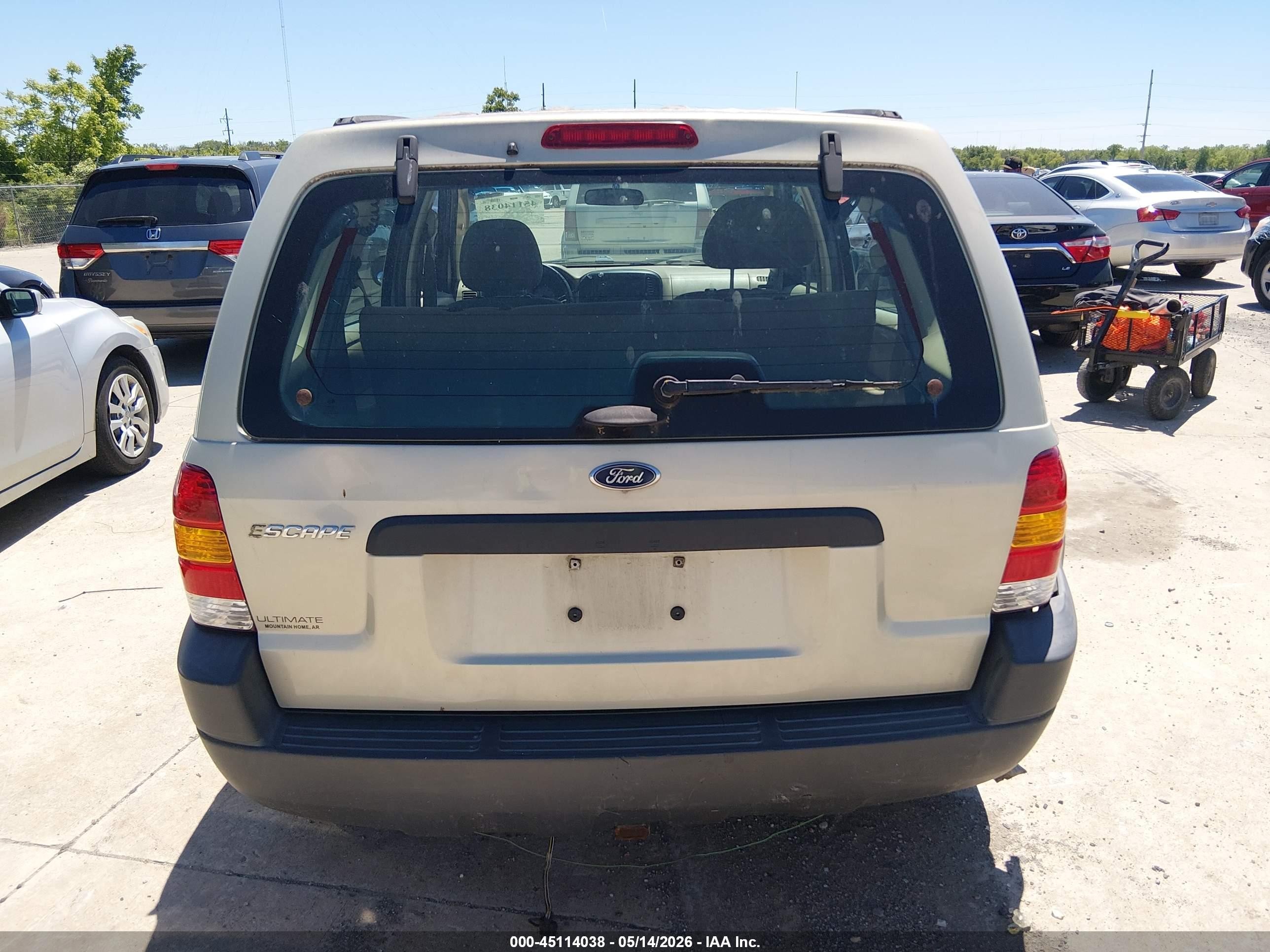 2004 Ford Escape Xls Gray vin: 1FMYU02154KB22615
