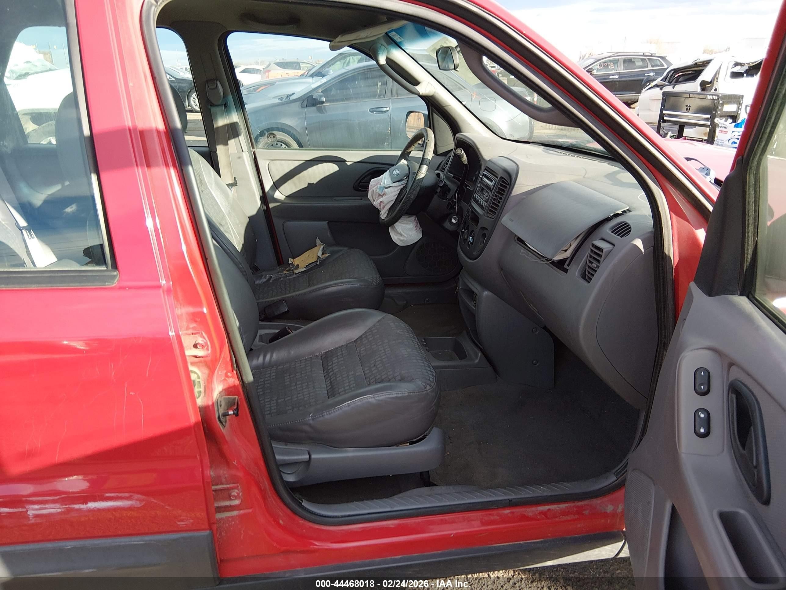 2002 Ford Escape Xls Red vin: 1FMYU02172KA40835