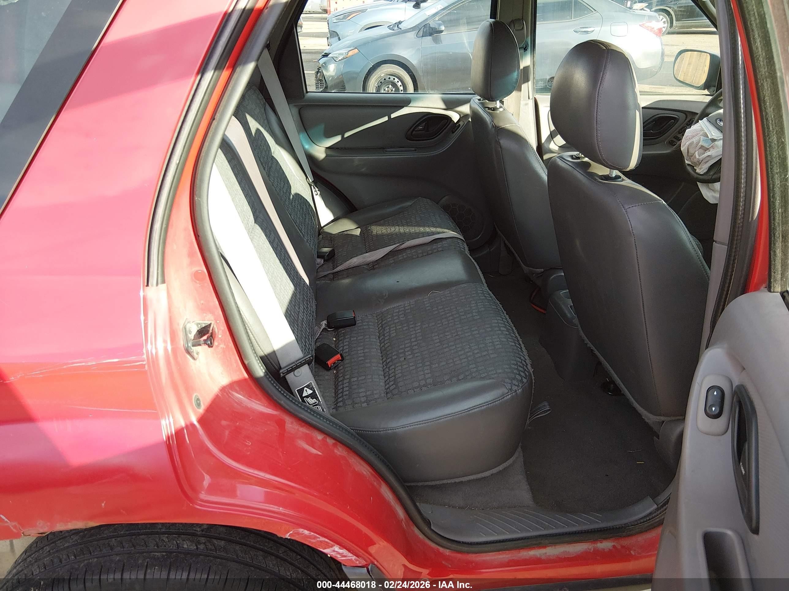 2002 Ford Escape Xls Red vin: 1FMYU02172KA40835