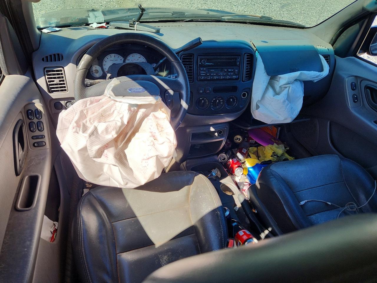 2001 Ford Escape Xls Black vin: 1FMYU021X1KF11942