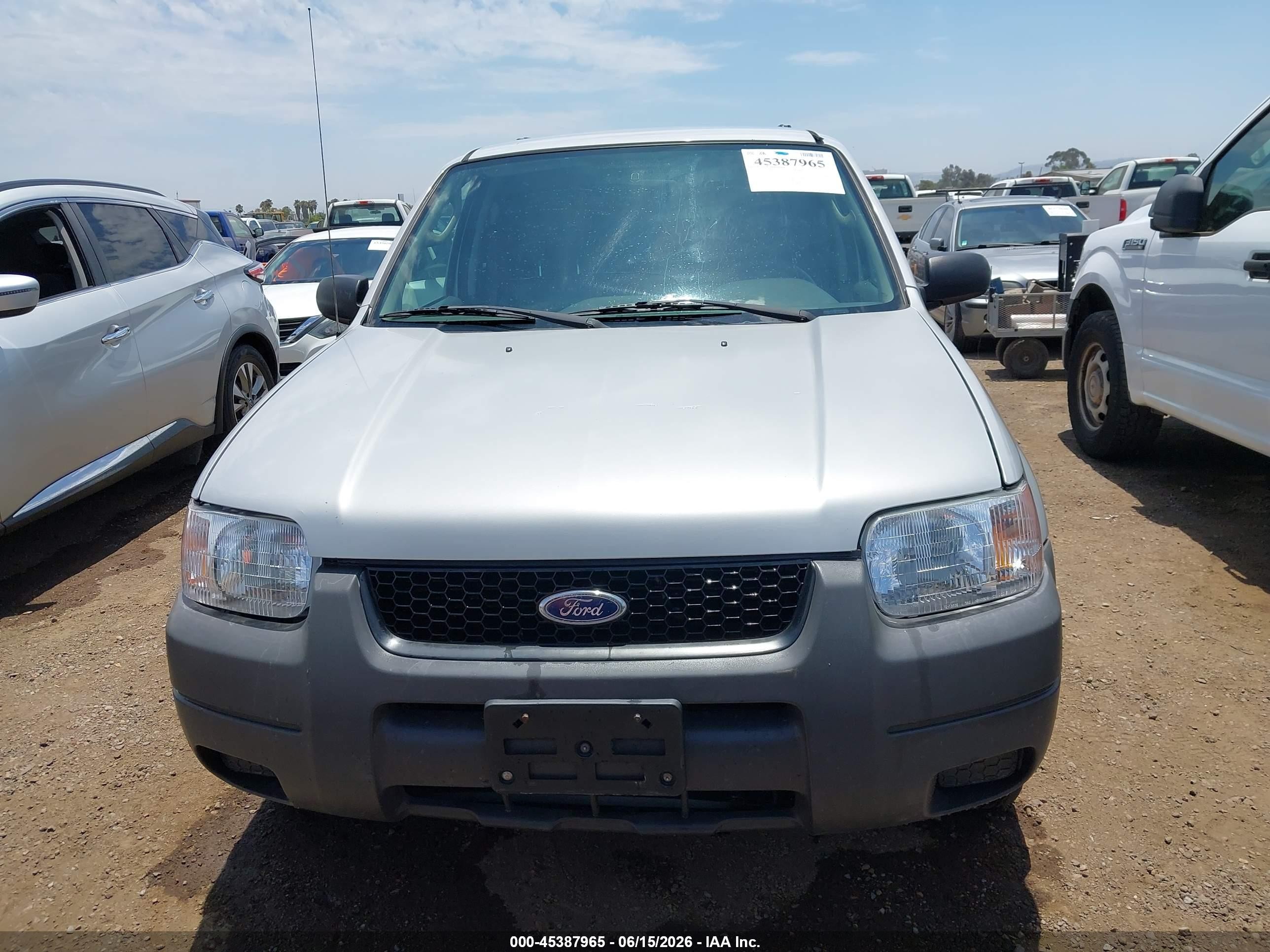 2003 Ford Escape Xls Silver vin: 1FMYU021X3KD19598