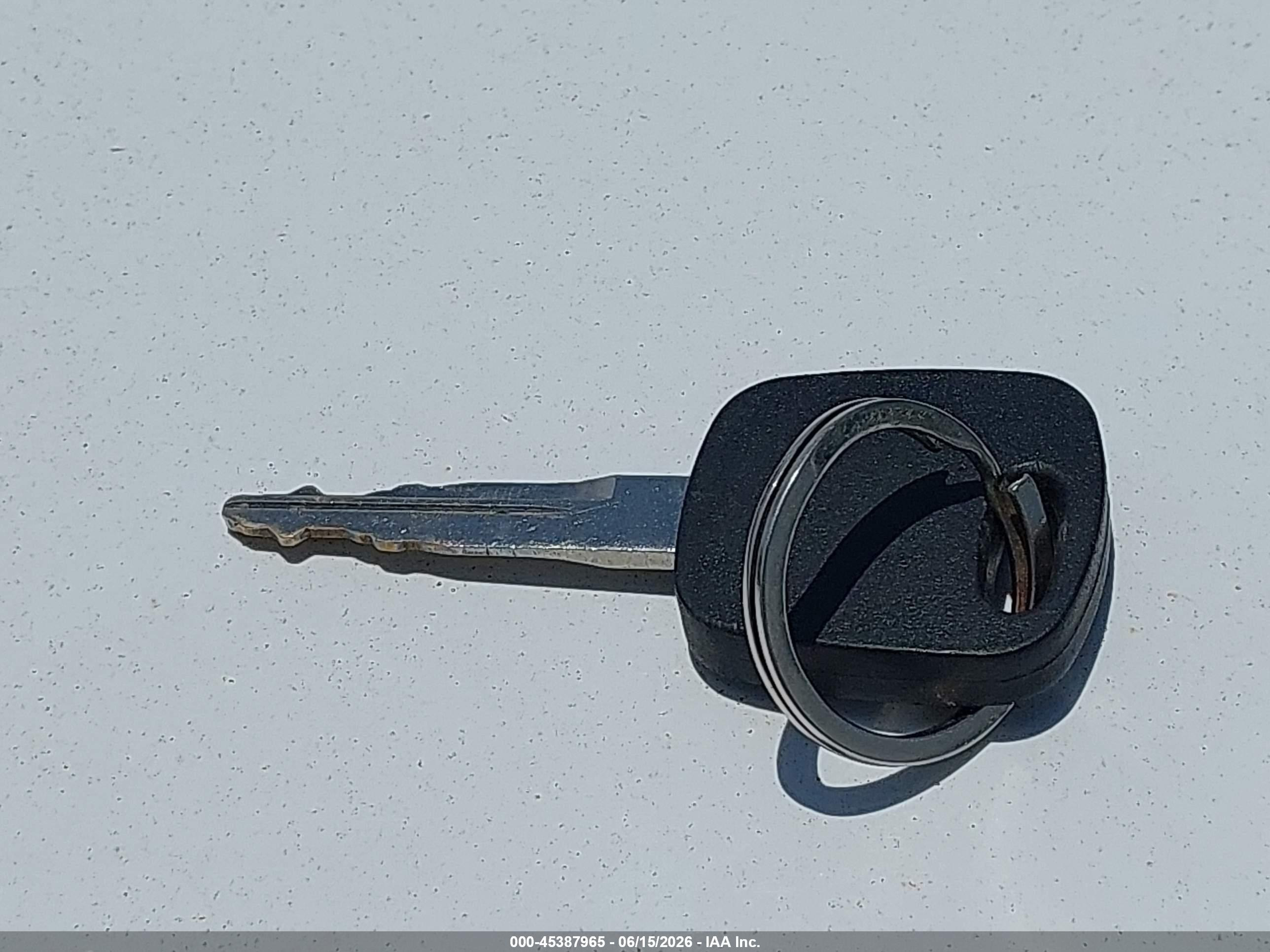 2003 Ford Escape Xls Silver vin: 1FMYU021X3KD19598