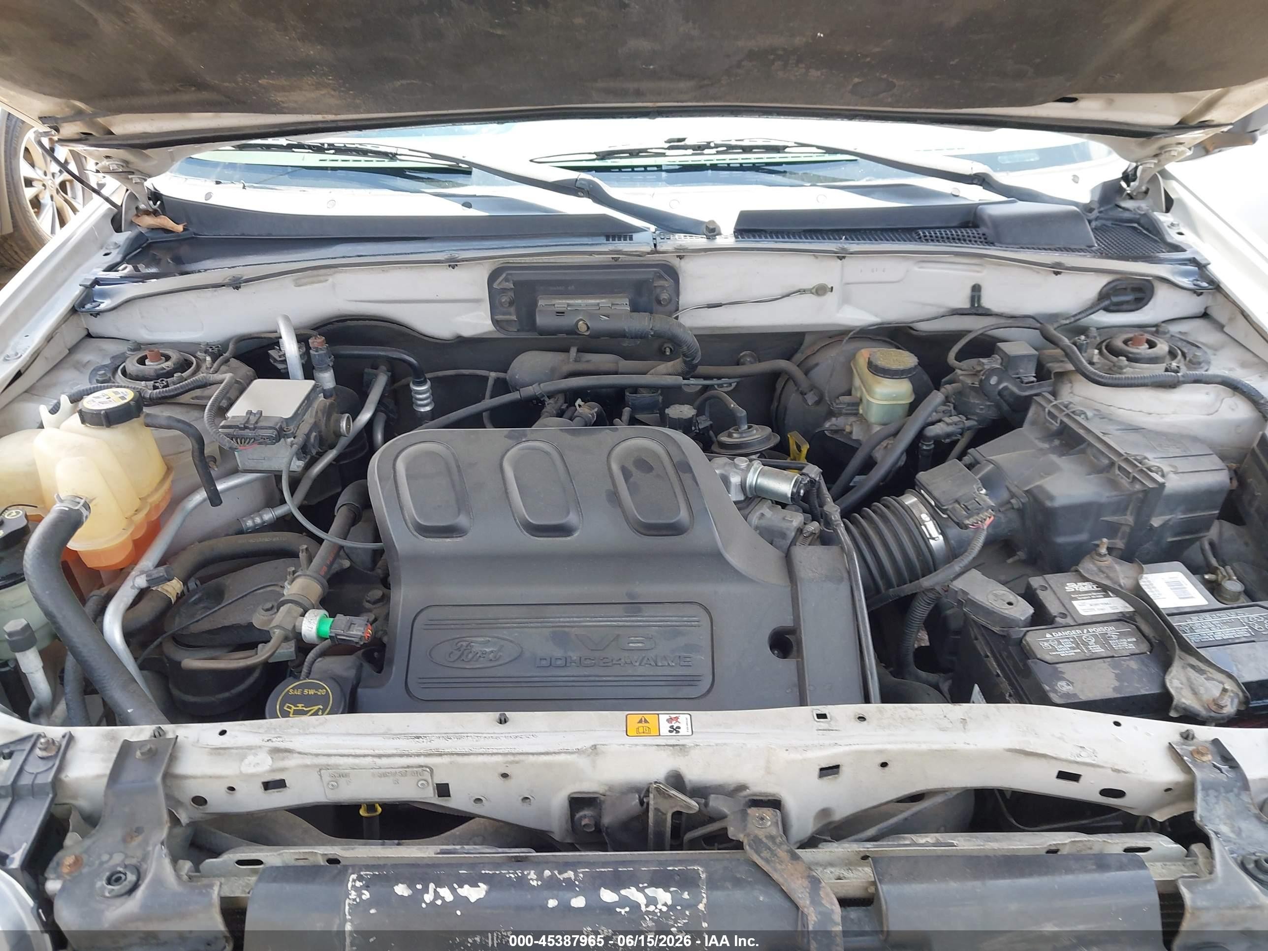 2003 Ford Escape Xls Silver vin: 1FMYU021X3KD19598