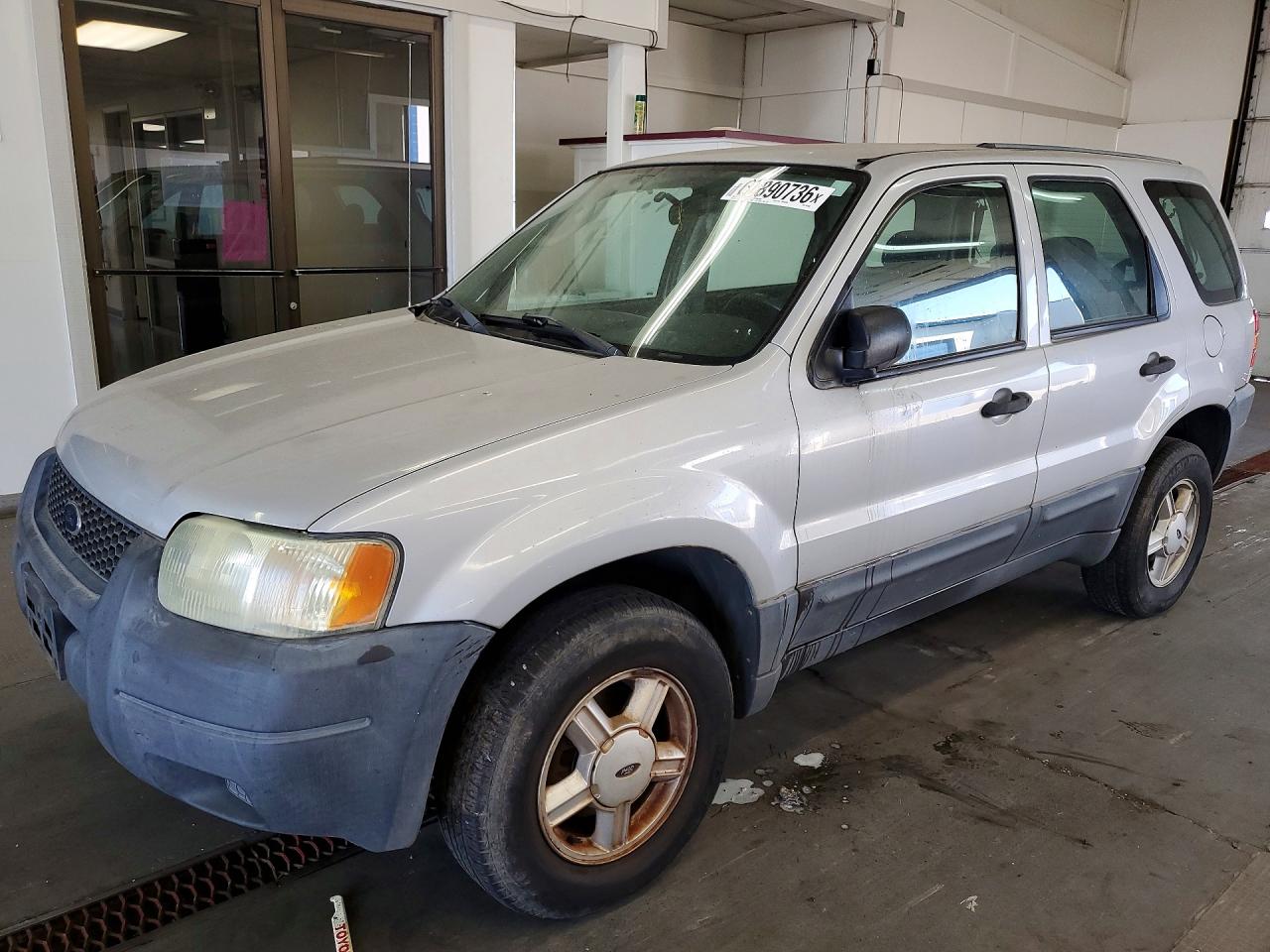 2004 Ford Escape Xls Silver vin: 1FMYU021X4KA15608