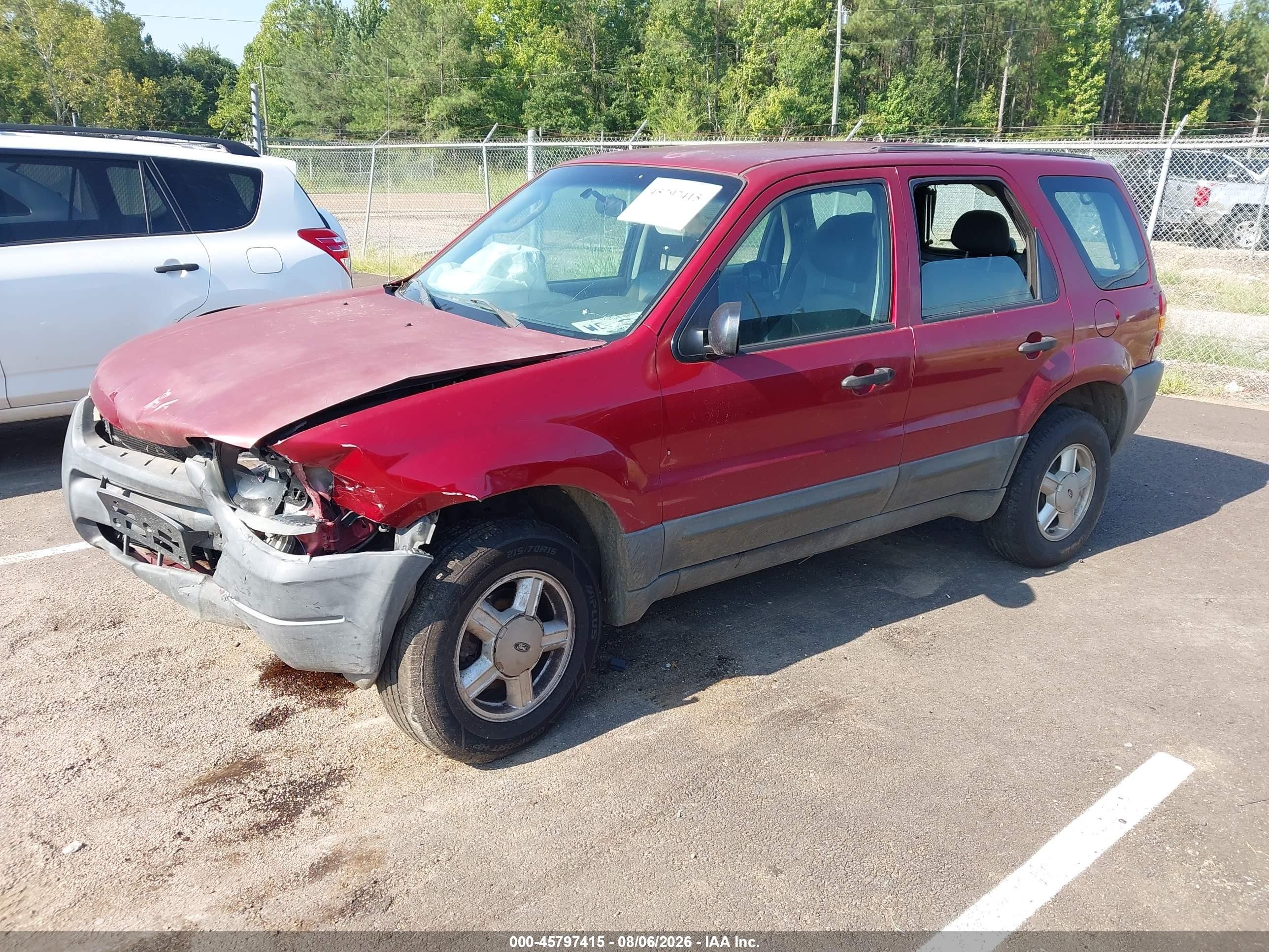 2004 Ford Escape Xls Burgundy vin: 1FMYU021X4KA97064