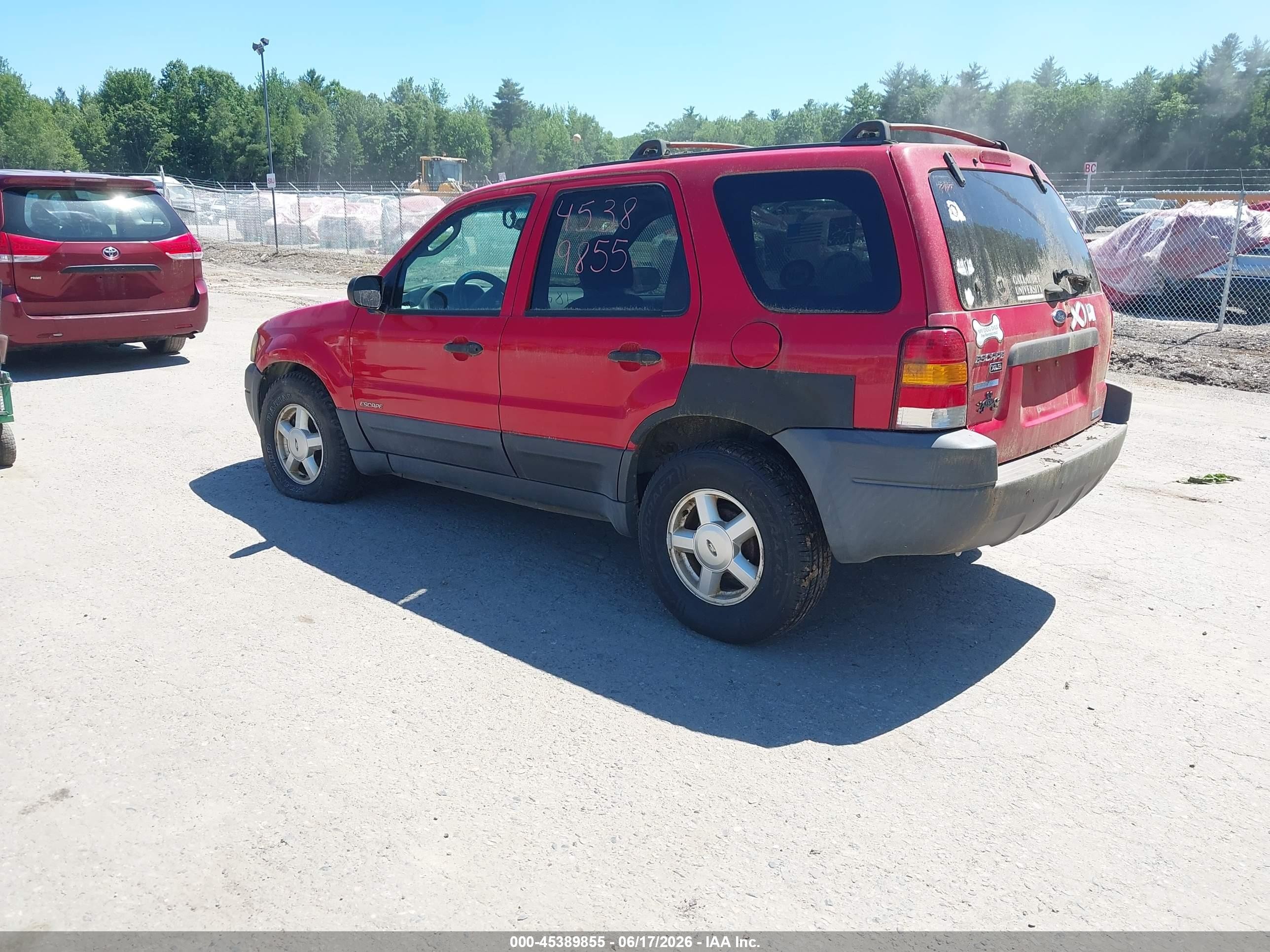 2002 Ford Escape Xls Red vin: 1FMYU02B32KB30282