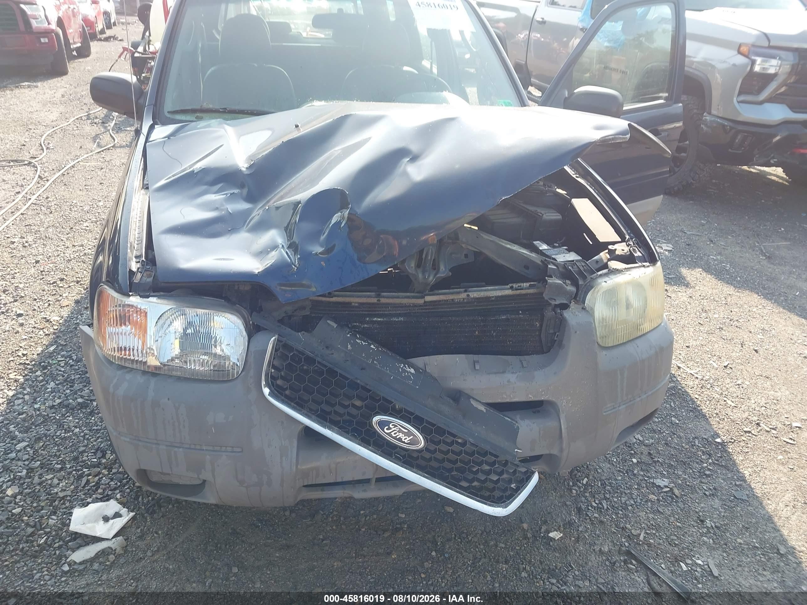 2002 Ford Escape Xls Blue vin: 1FMYU02B32KC09905