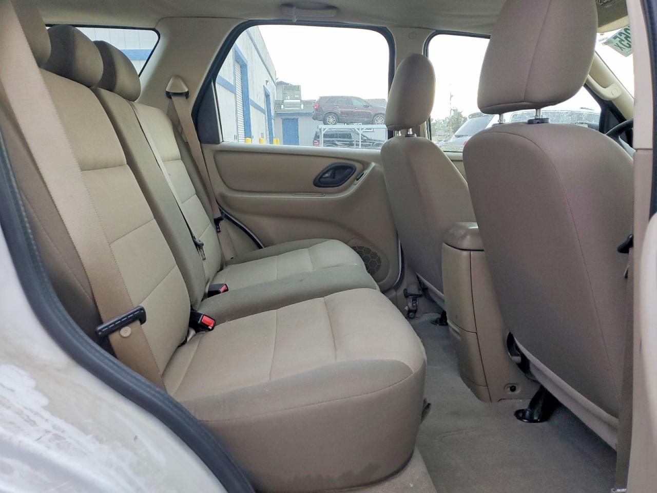 2006 Ford Escape Xls White vin: 1FMYU02Z06KA51574