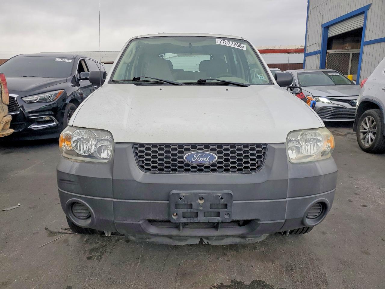 2006 Ford Escape Xls White vin: 1FMYU02Z06KA51574
