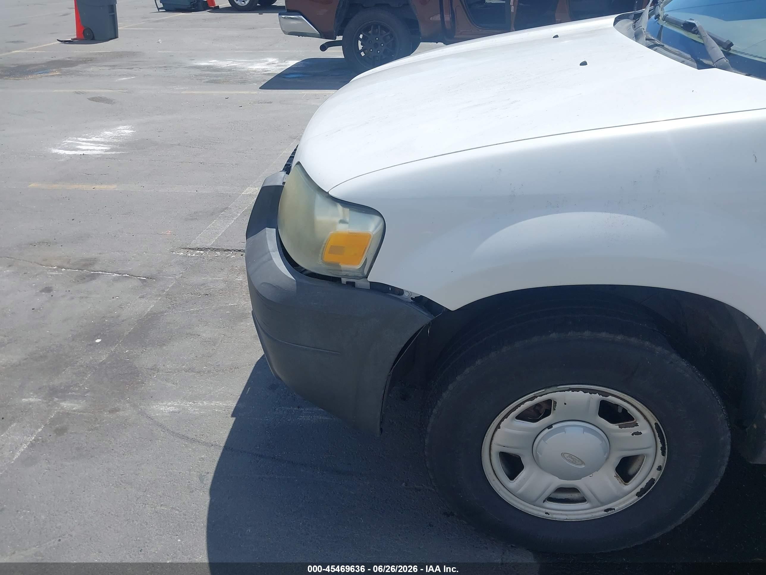 2006 Ford Escape Xls/xls Manual White vin: 1FMYU02Z26KB56424