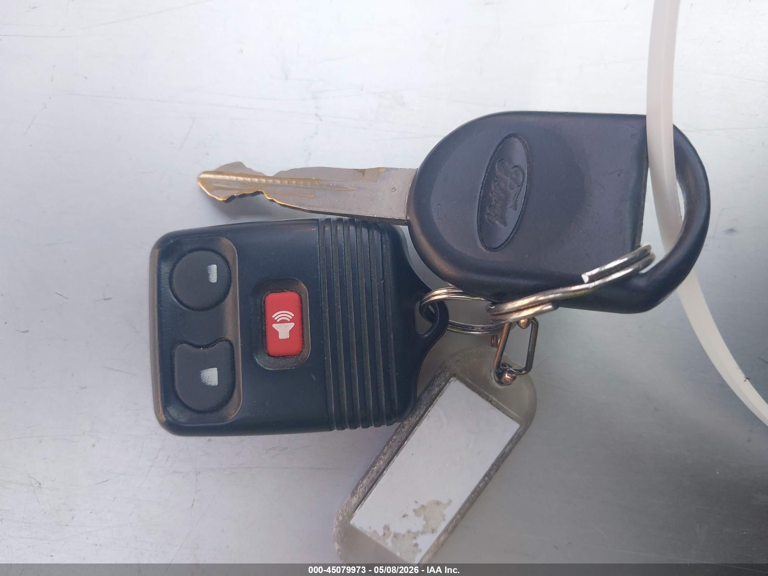 2007 Ford Escape Xls/xls Manual Silver vin: 1FMYU02Z27KA03236